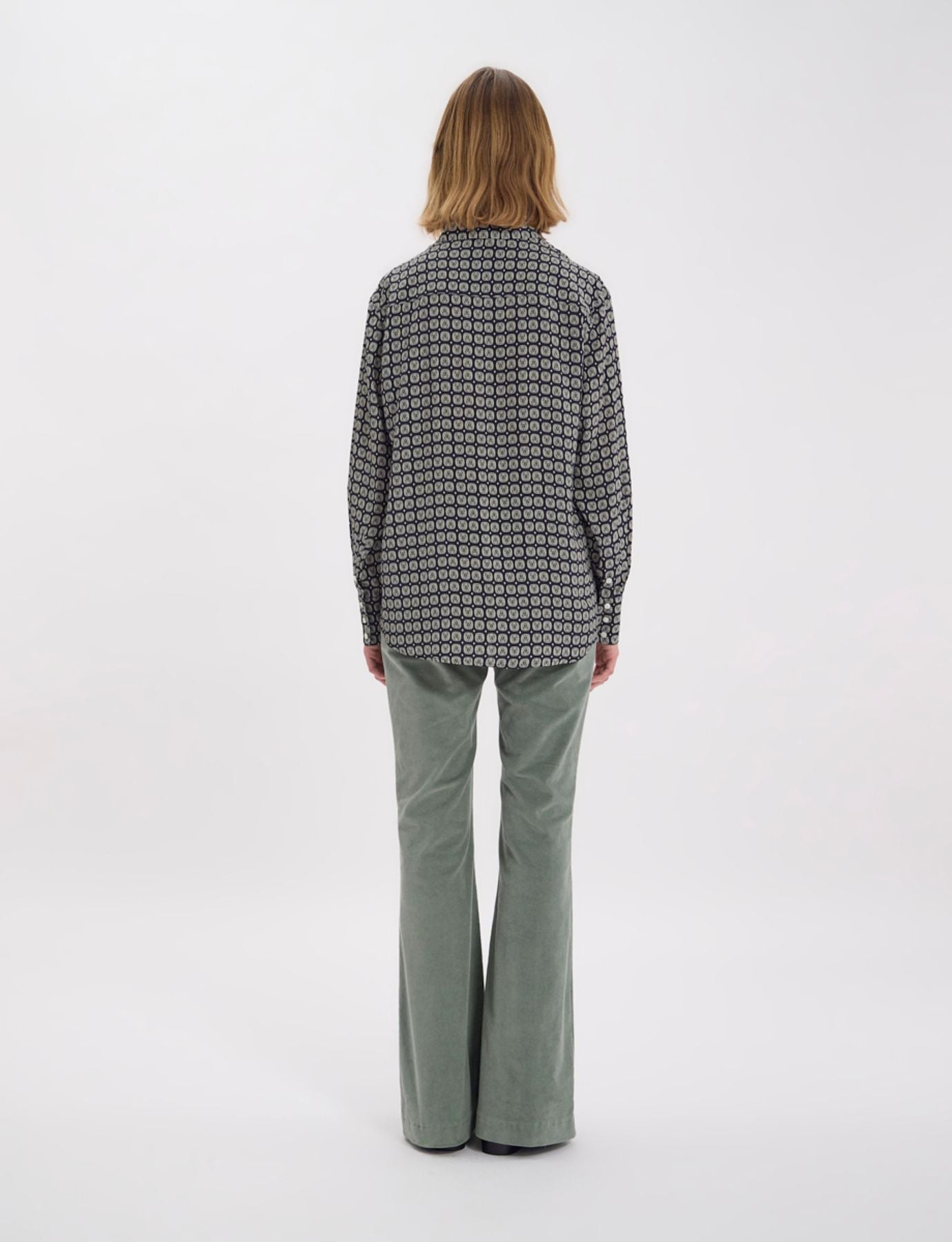 Camisa con estampado de hojas de roble de Maureen