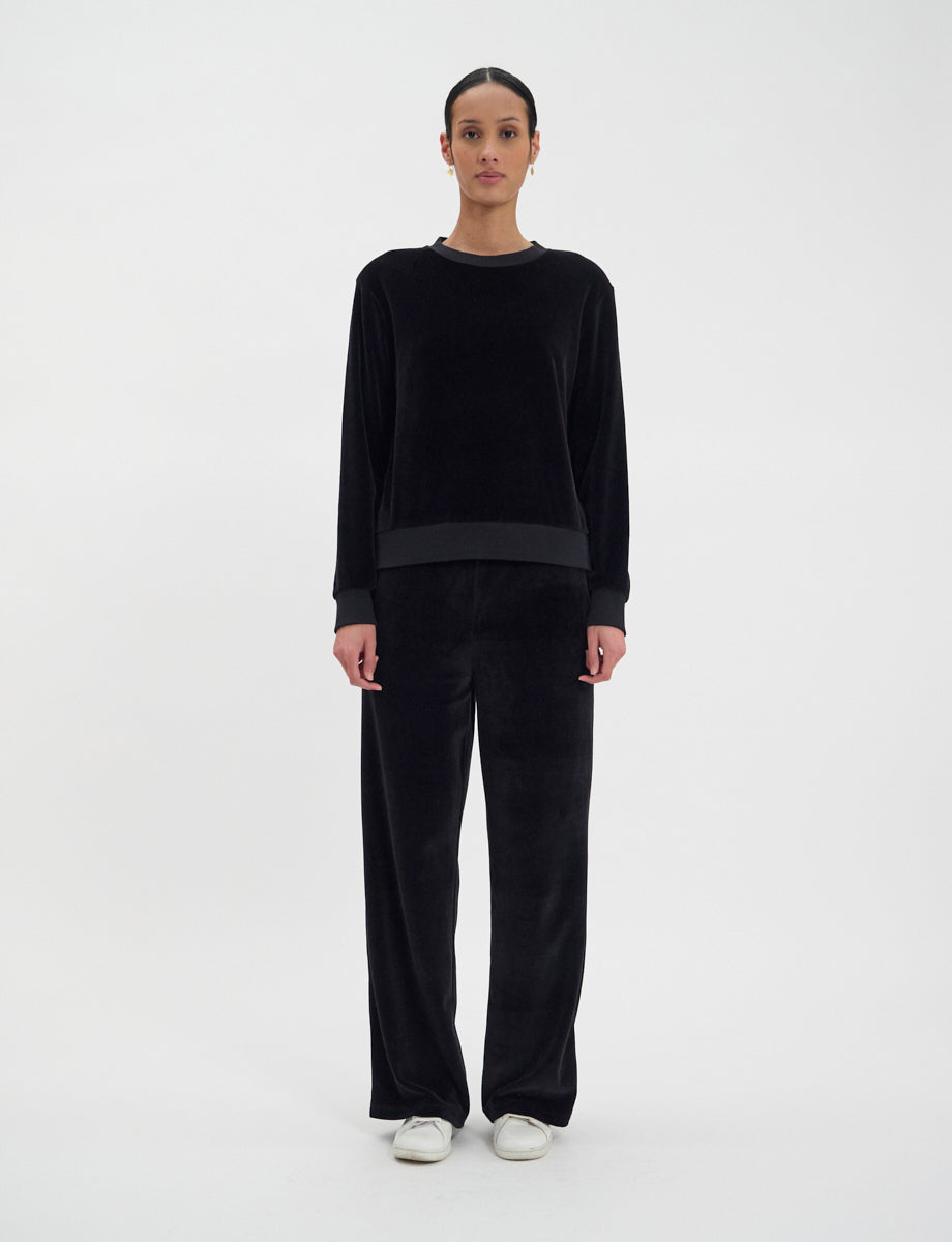 Sudadera Mathilde de terciopelo negro liso