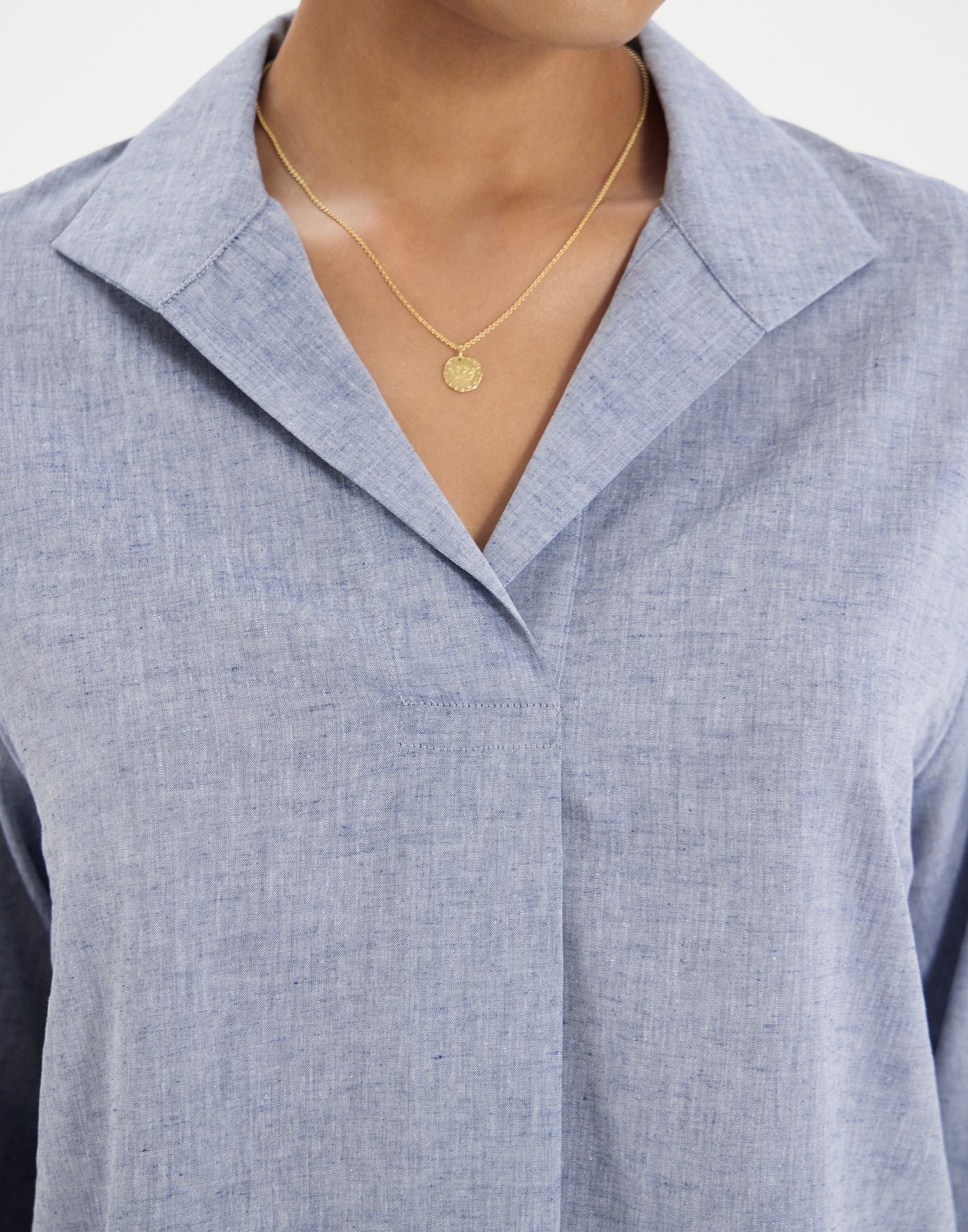 Noa top in denim blue linen blend