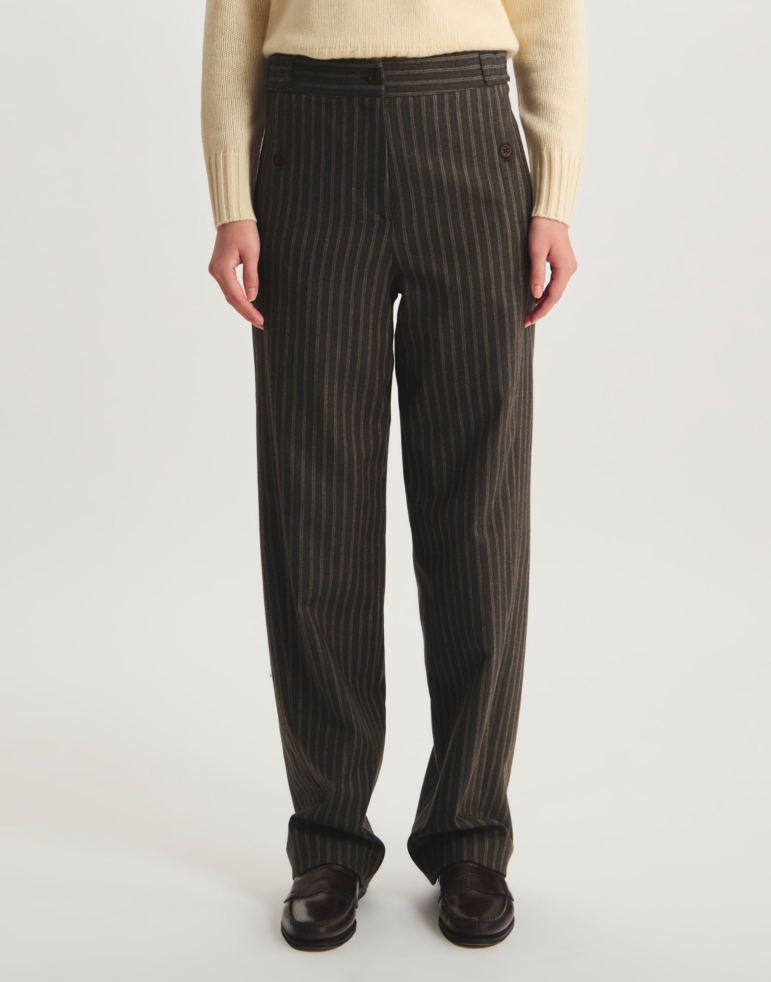 Pantalón Piotr de algodón con pinzas