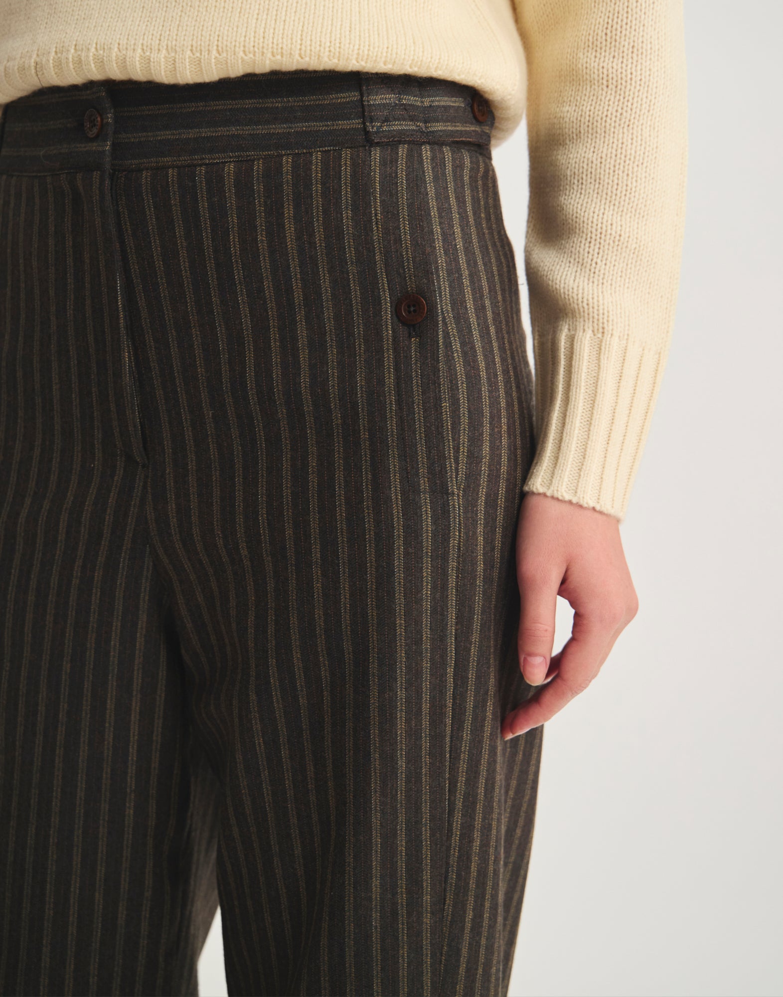 Pantalón Piotr de algodón con pinzas