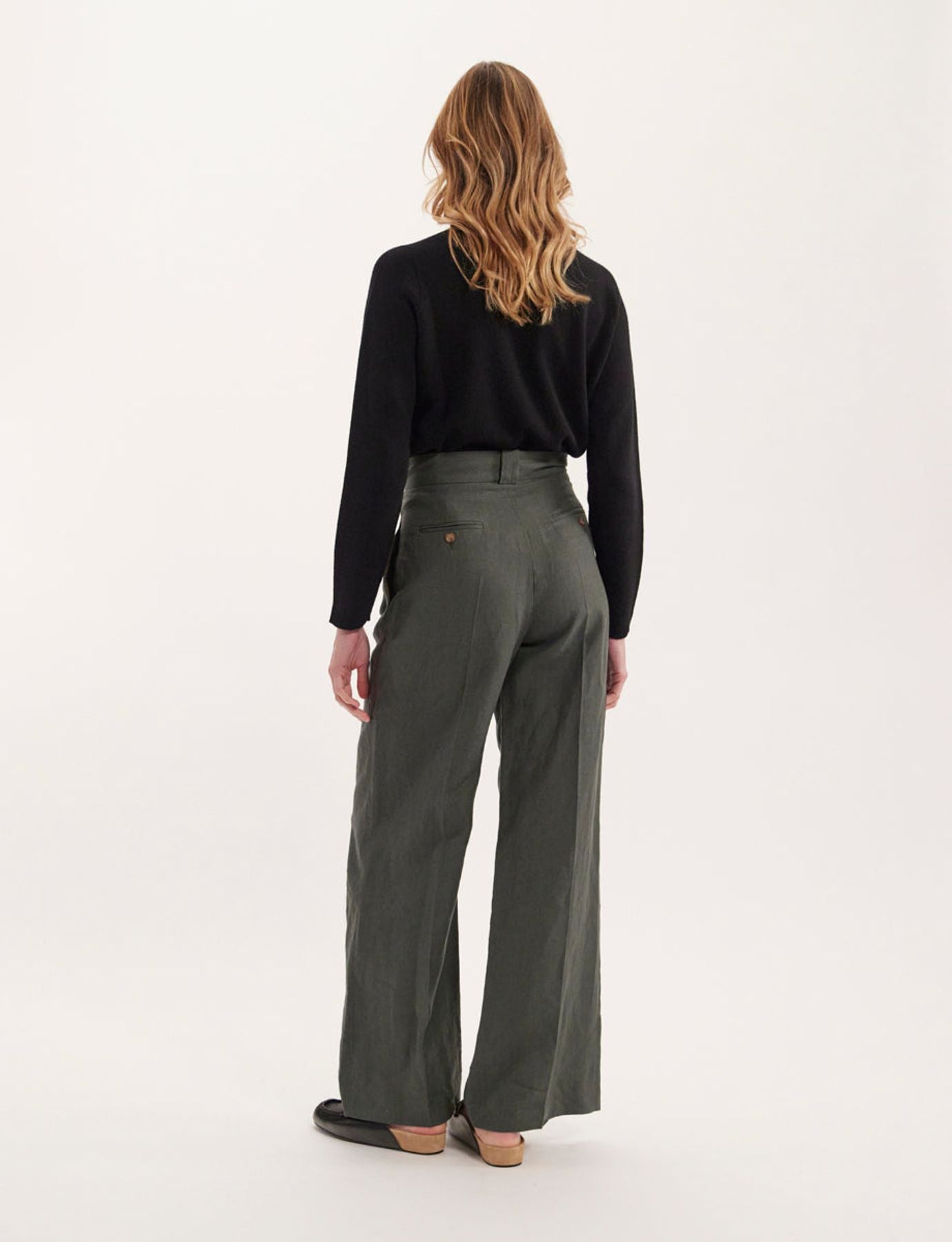 Pantalón Marlène de lino verde oscuro