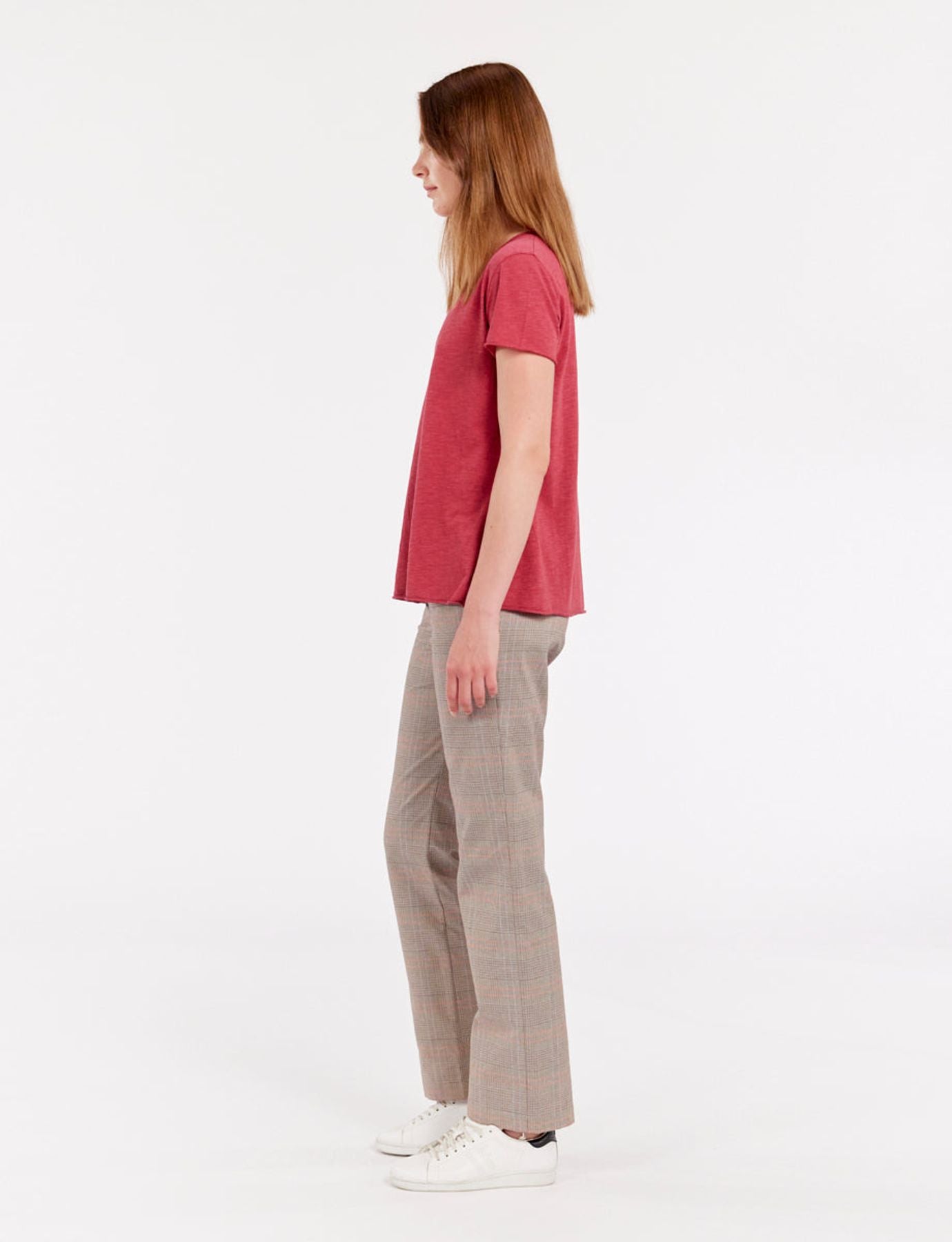 Camiseta Katalina cuello pico Frambuesa