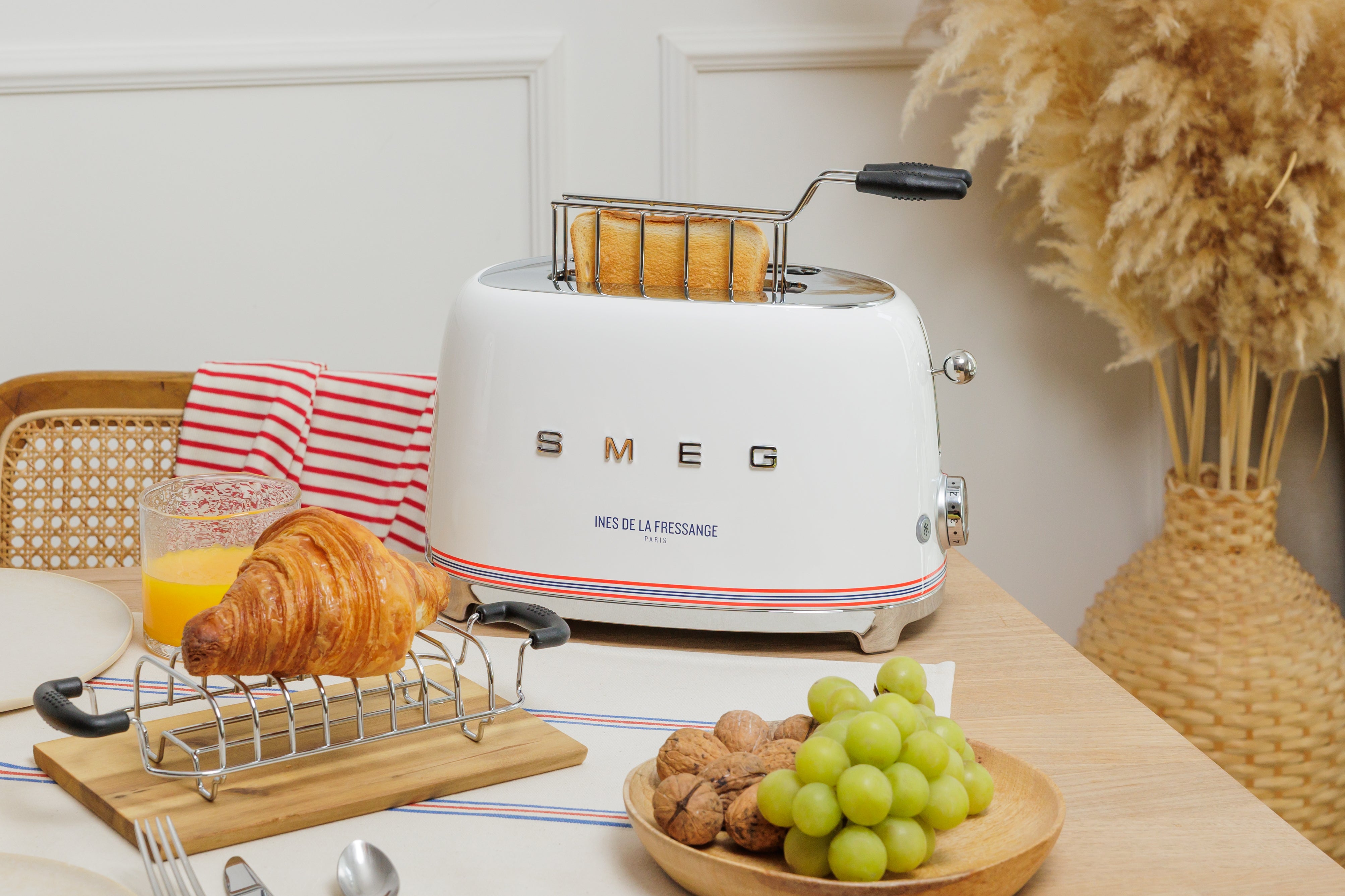 Tostadora SMEG x Ines de la Fressange