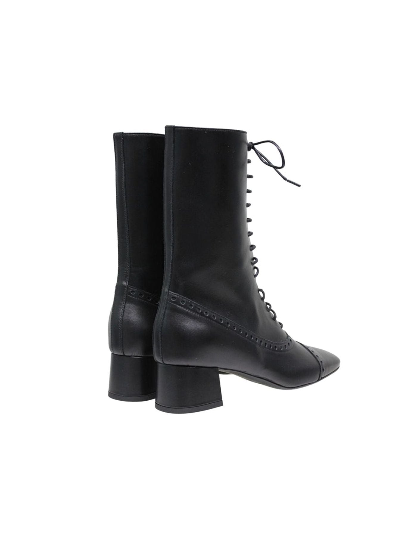 Botas altas con cordones