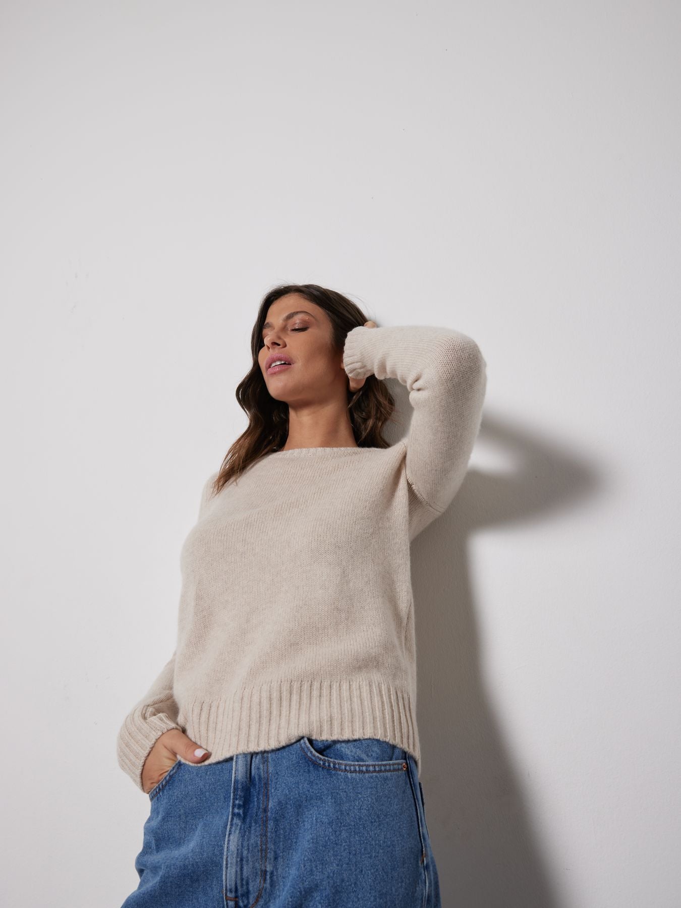 no web order Round neck sweater hammer sleeves x Notshy