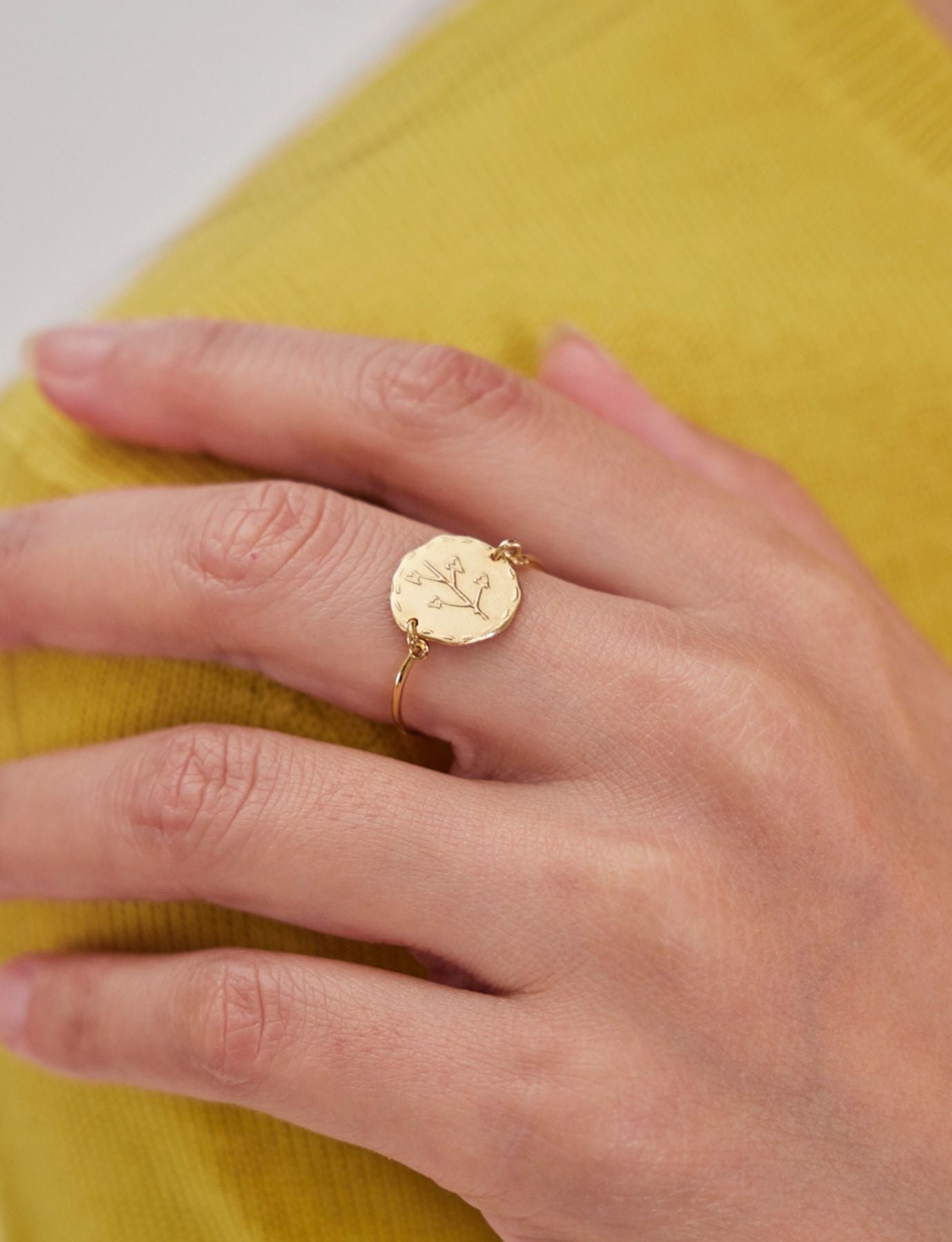 Gold-plated Lutece hearts ring