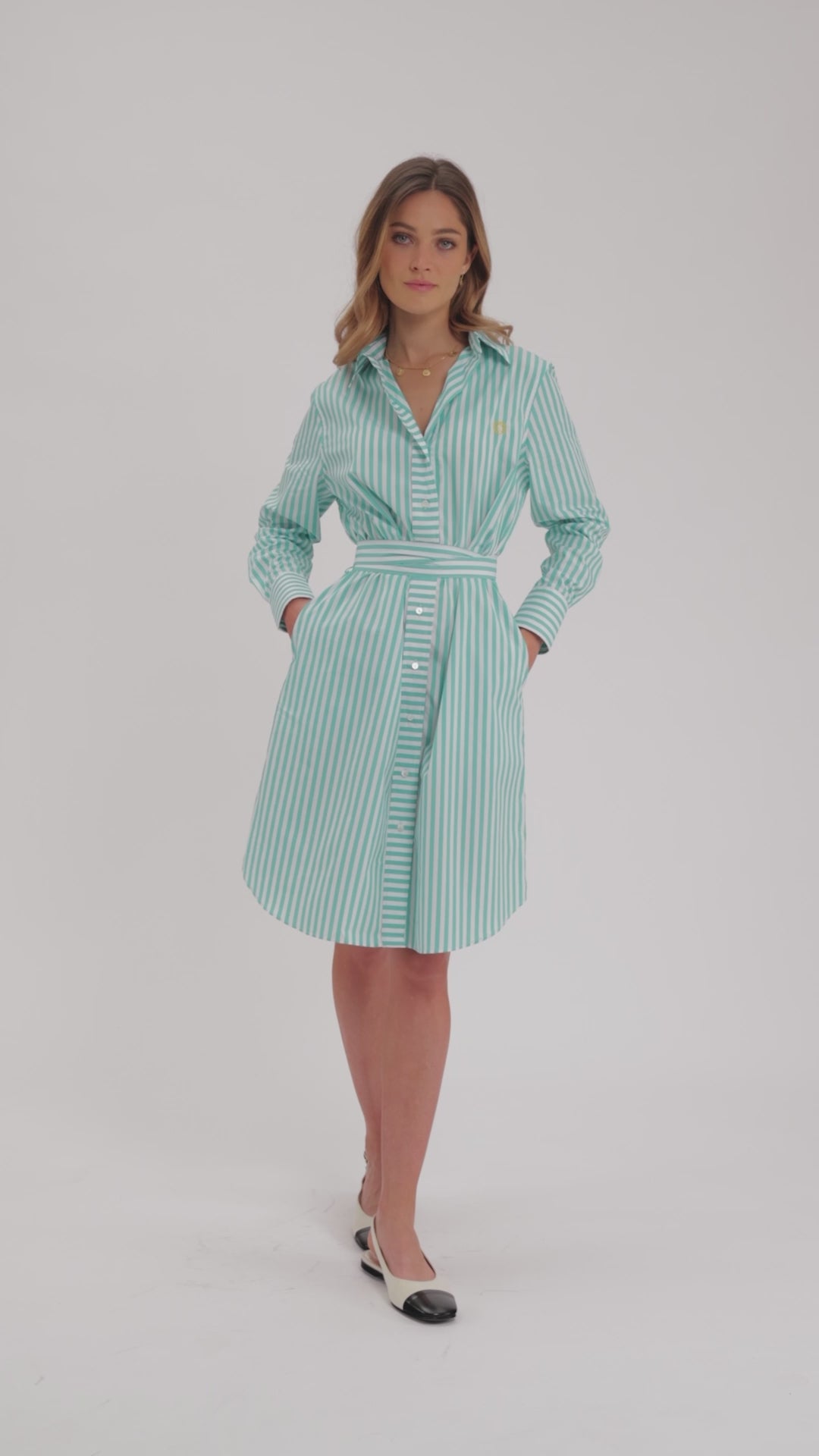 MASTER_12R528CO963-P246 WHITE TURQUOISE-34 - video