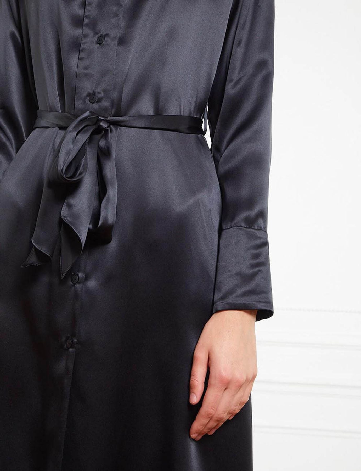 Vestido orquídea negro