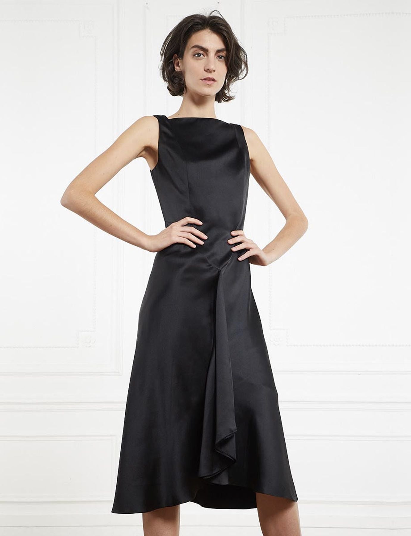 Vestido Popinette negro satinado