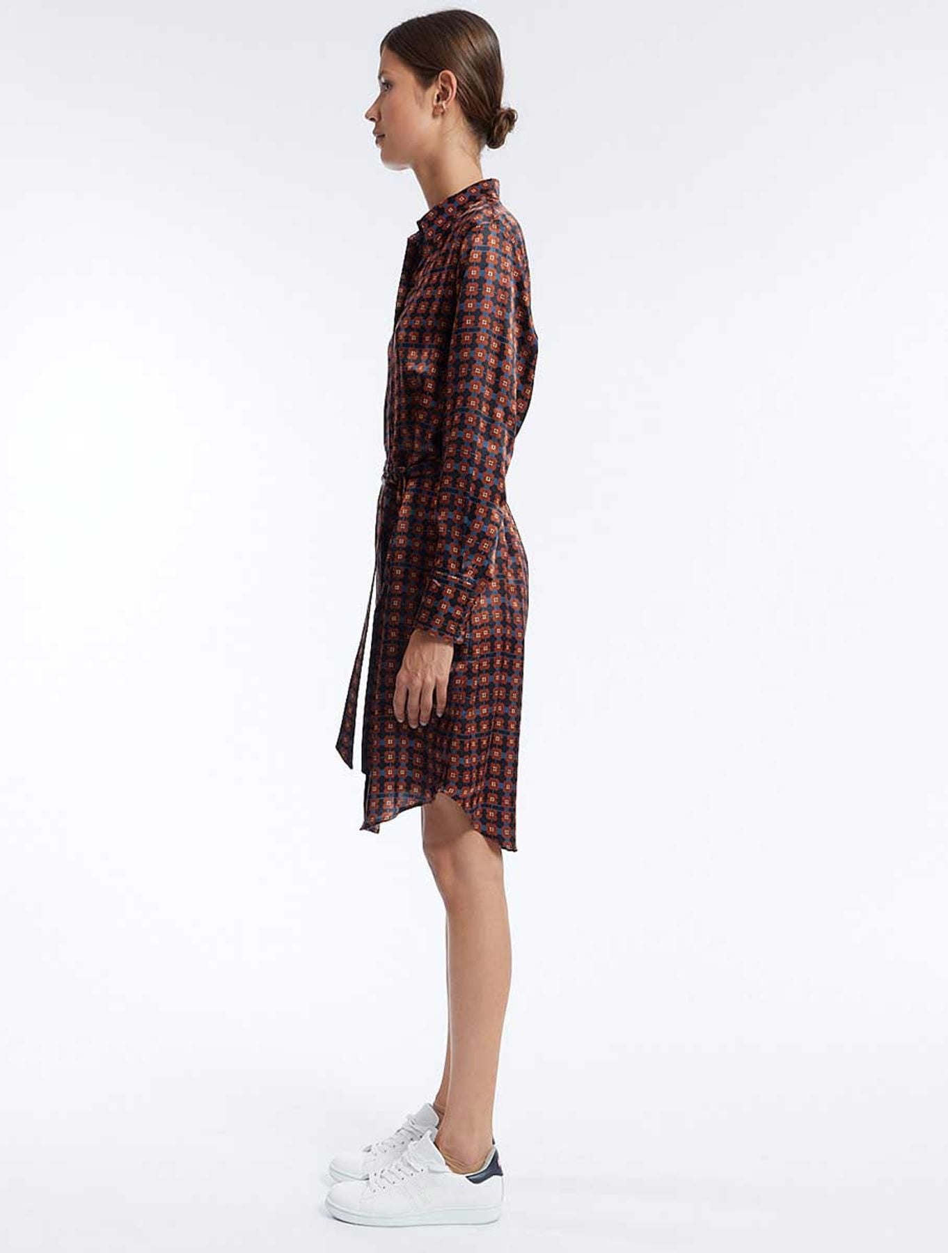 Vestido Amour de seda marrón estampada