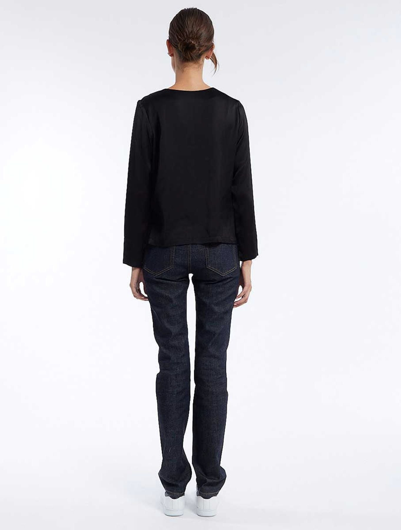 Blusa negra Sixtine