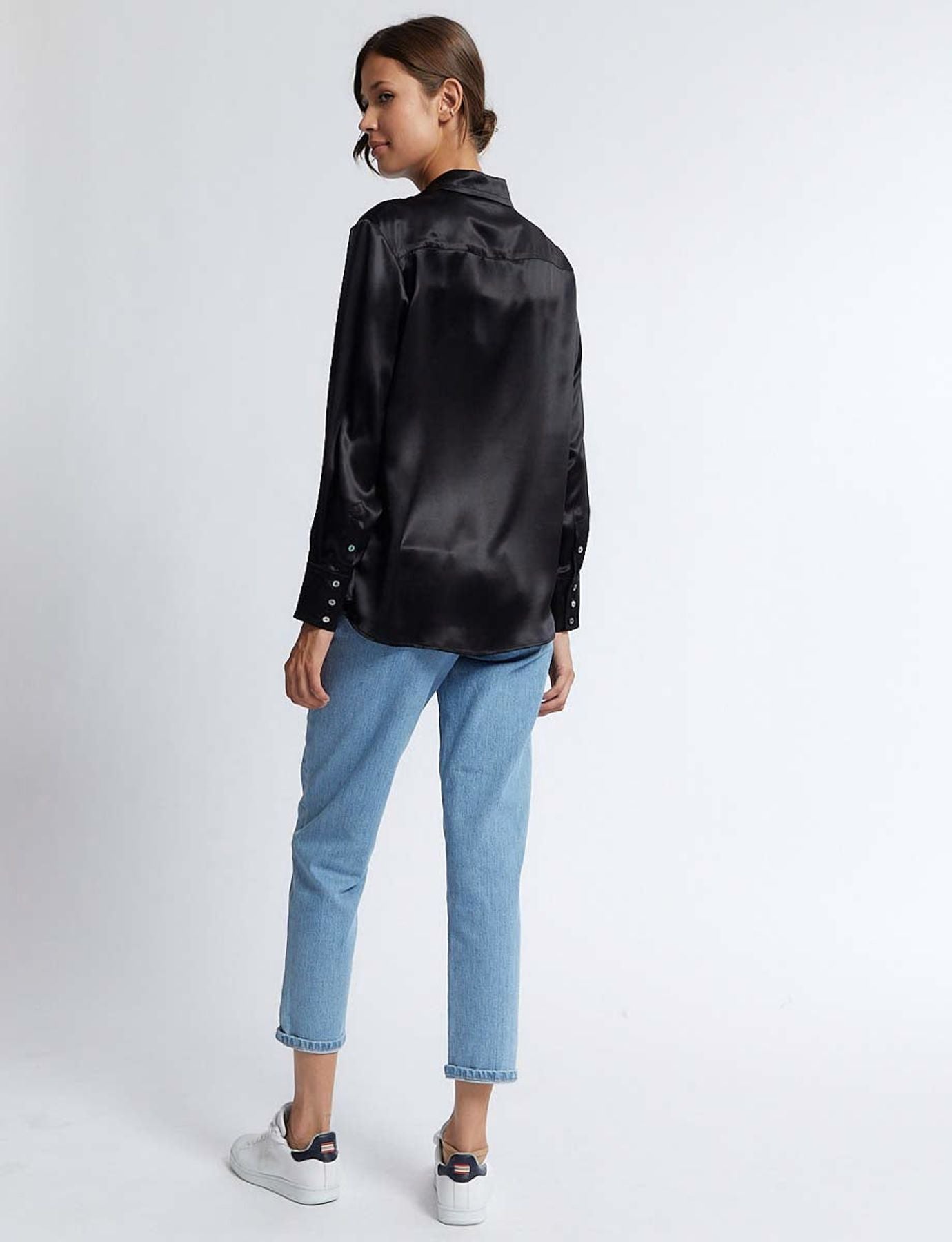 Camisa de seda negra Maureen