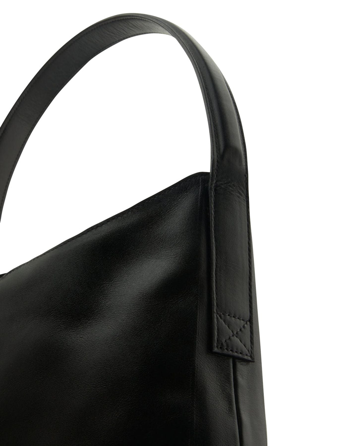 bag-cabas-leonore-size-m-in-black-leather