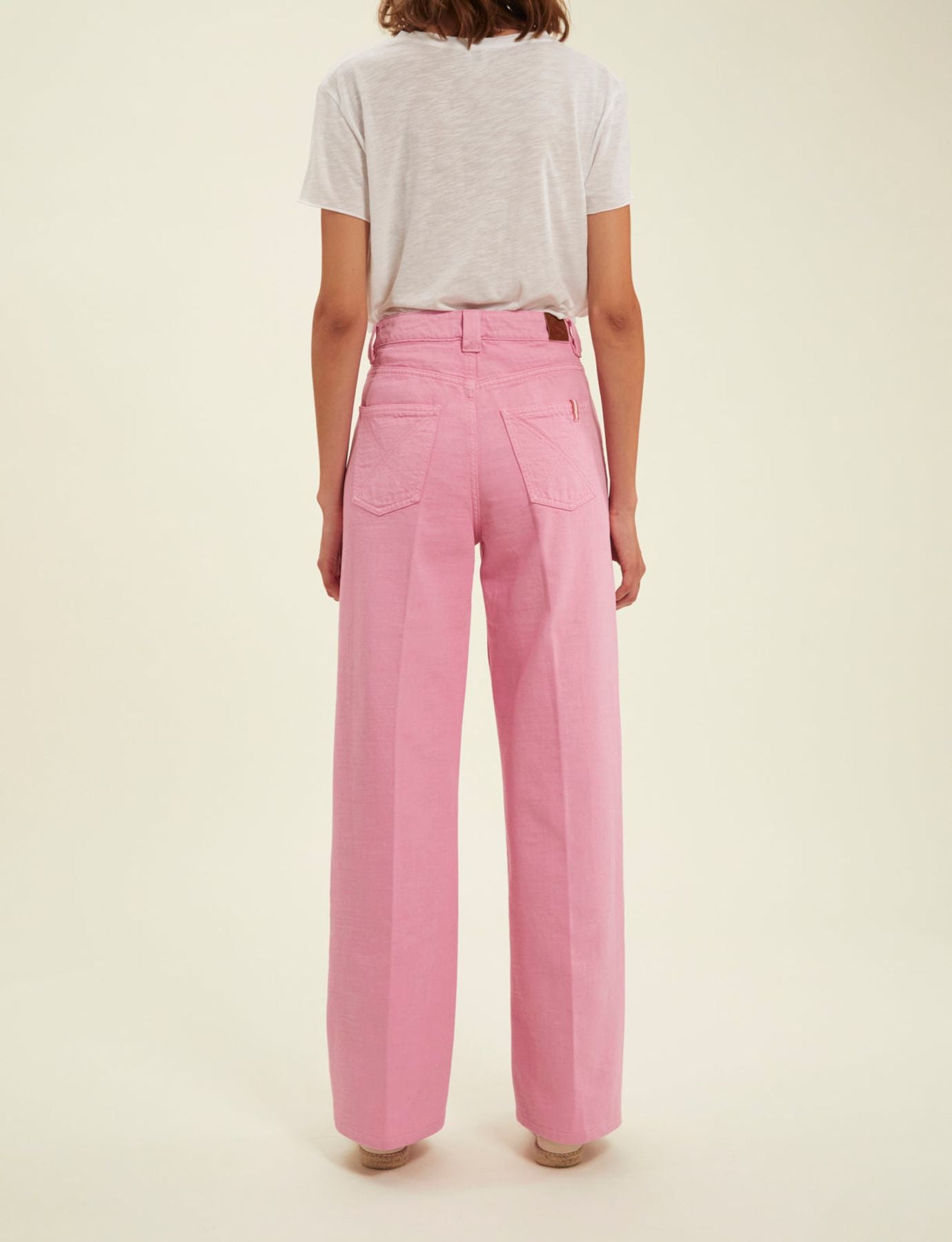 Pink Mara jeans x Notify