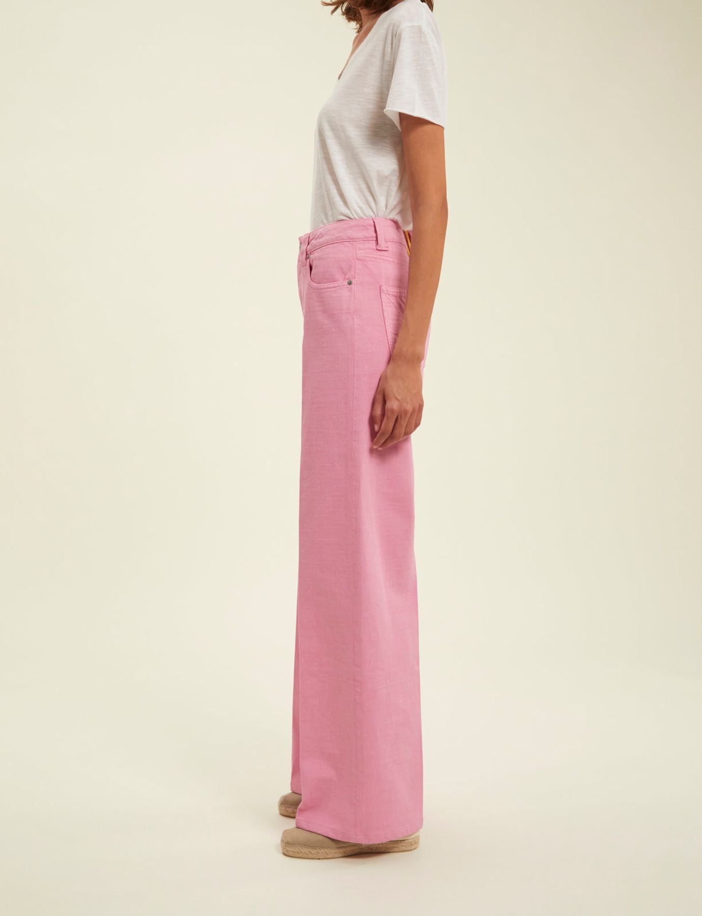 Pink Mara jeans x Notify