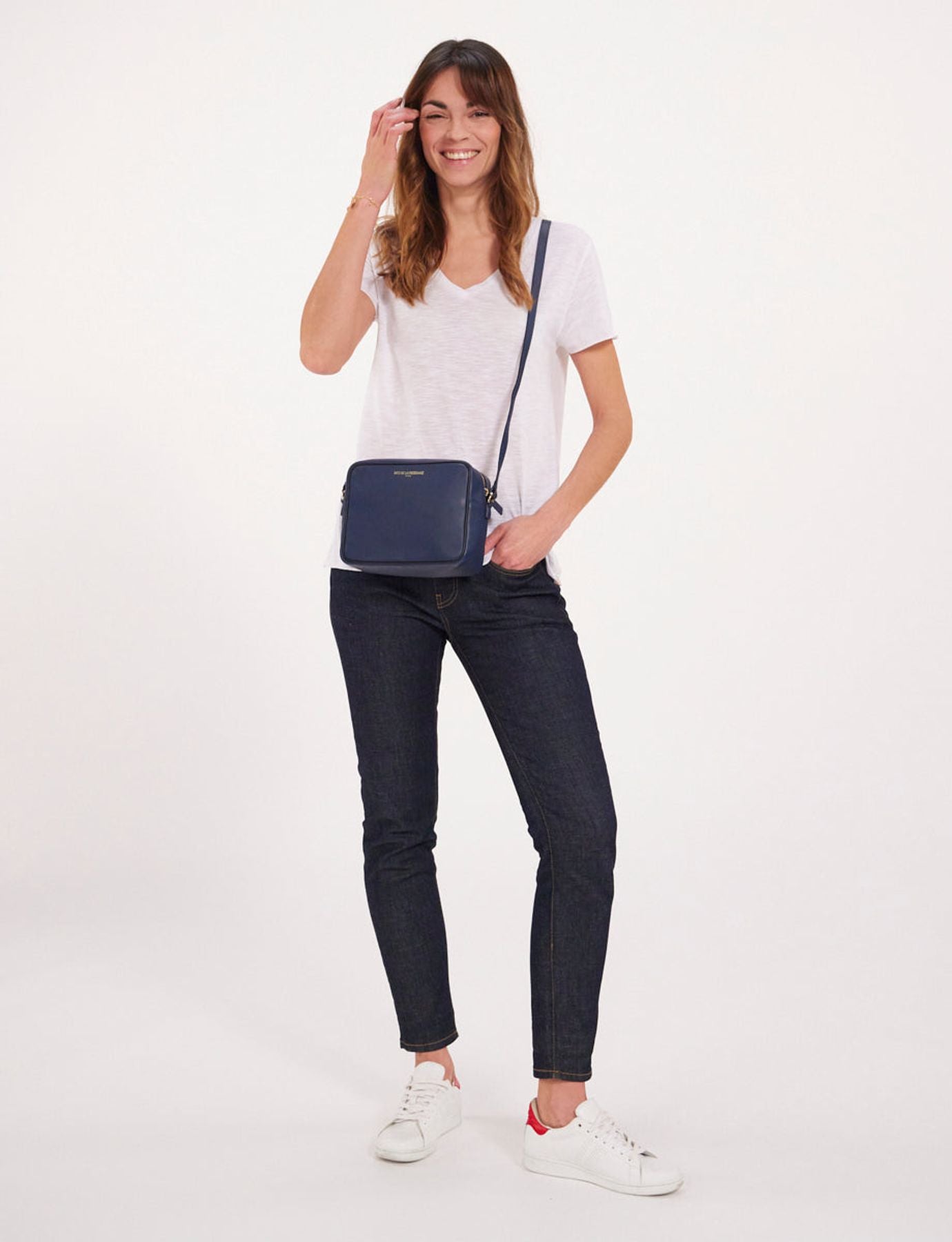 Marcia bag in navy blue with black trim