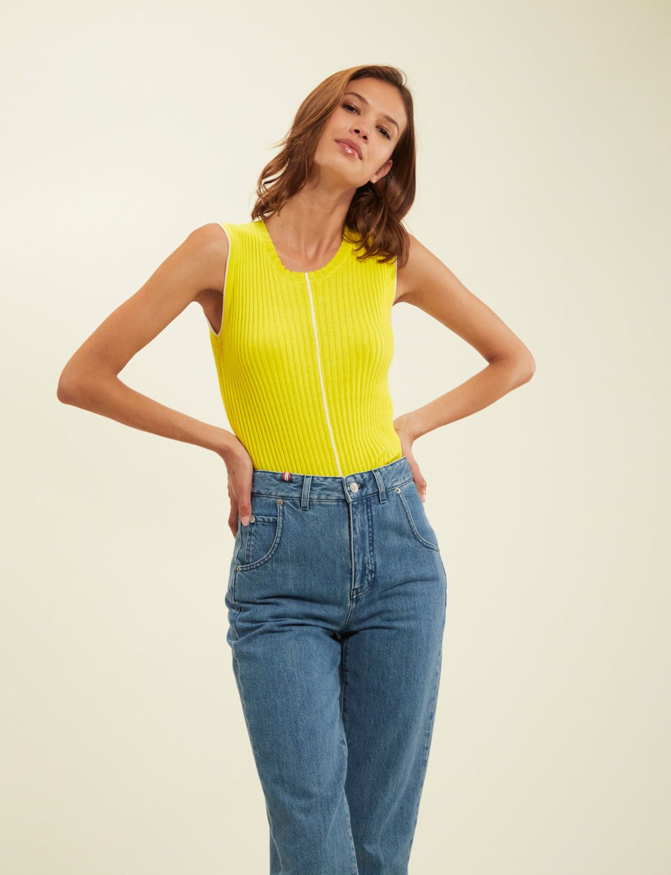 Camiseta de tirantes amarilla Léonie