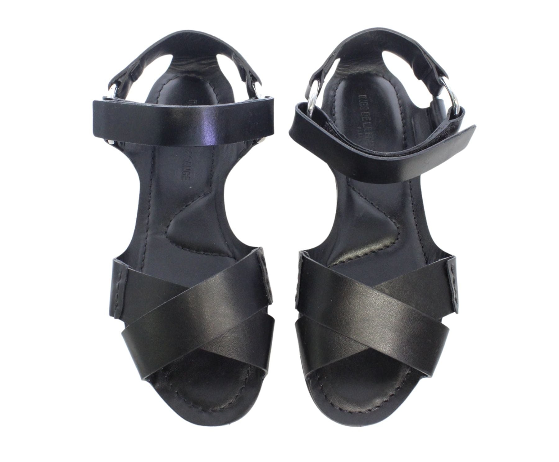 Black flat sandal