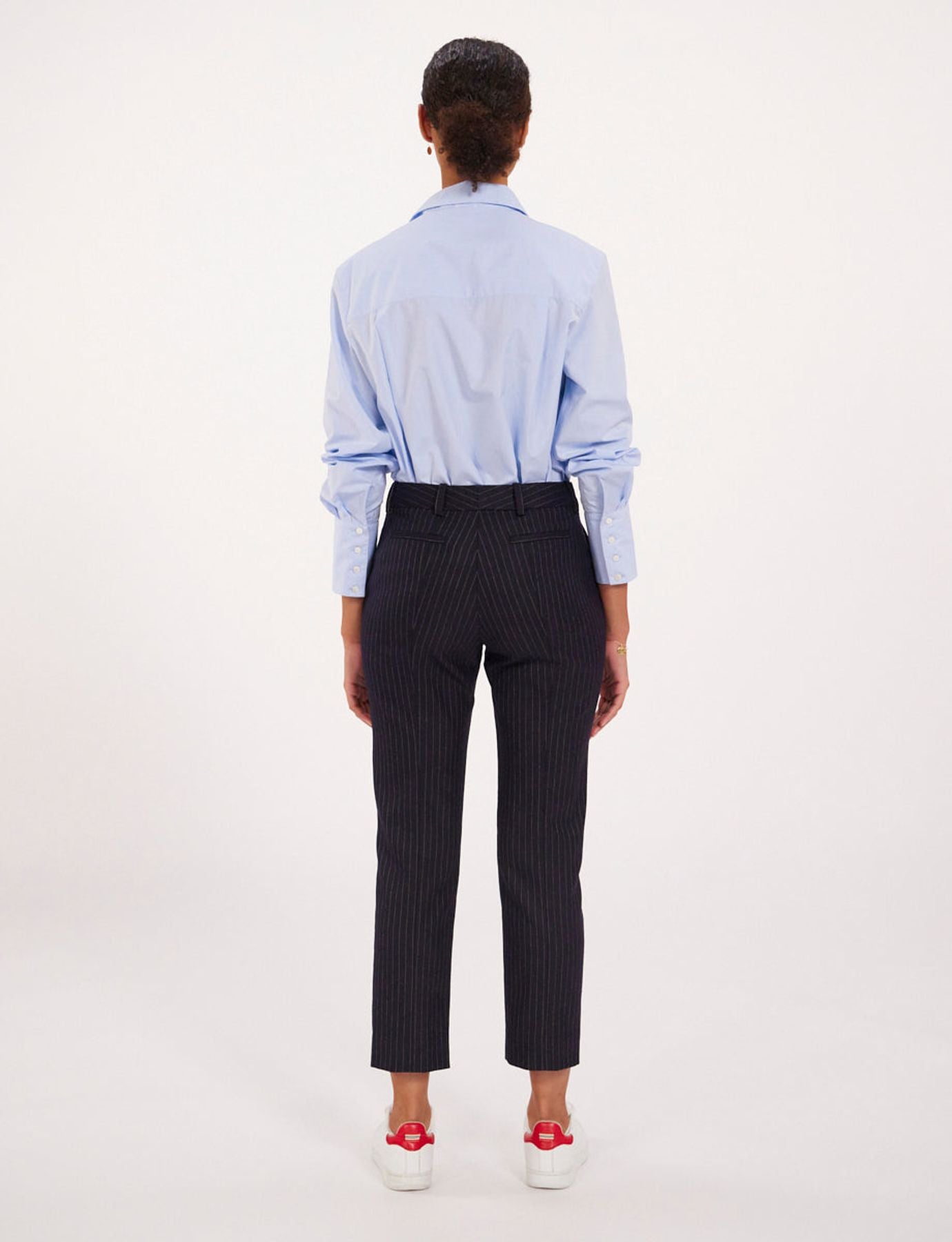 Pantalón Audrey de rayas finas en mezcla de lana azul noche