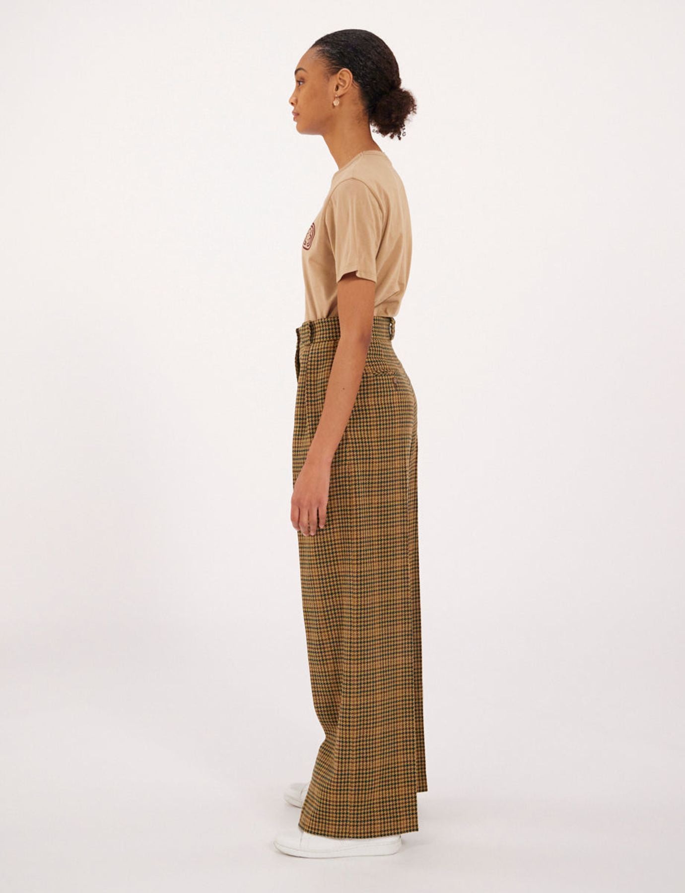 Pantalón Marlène pata de gallo caqui