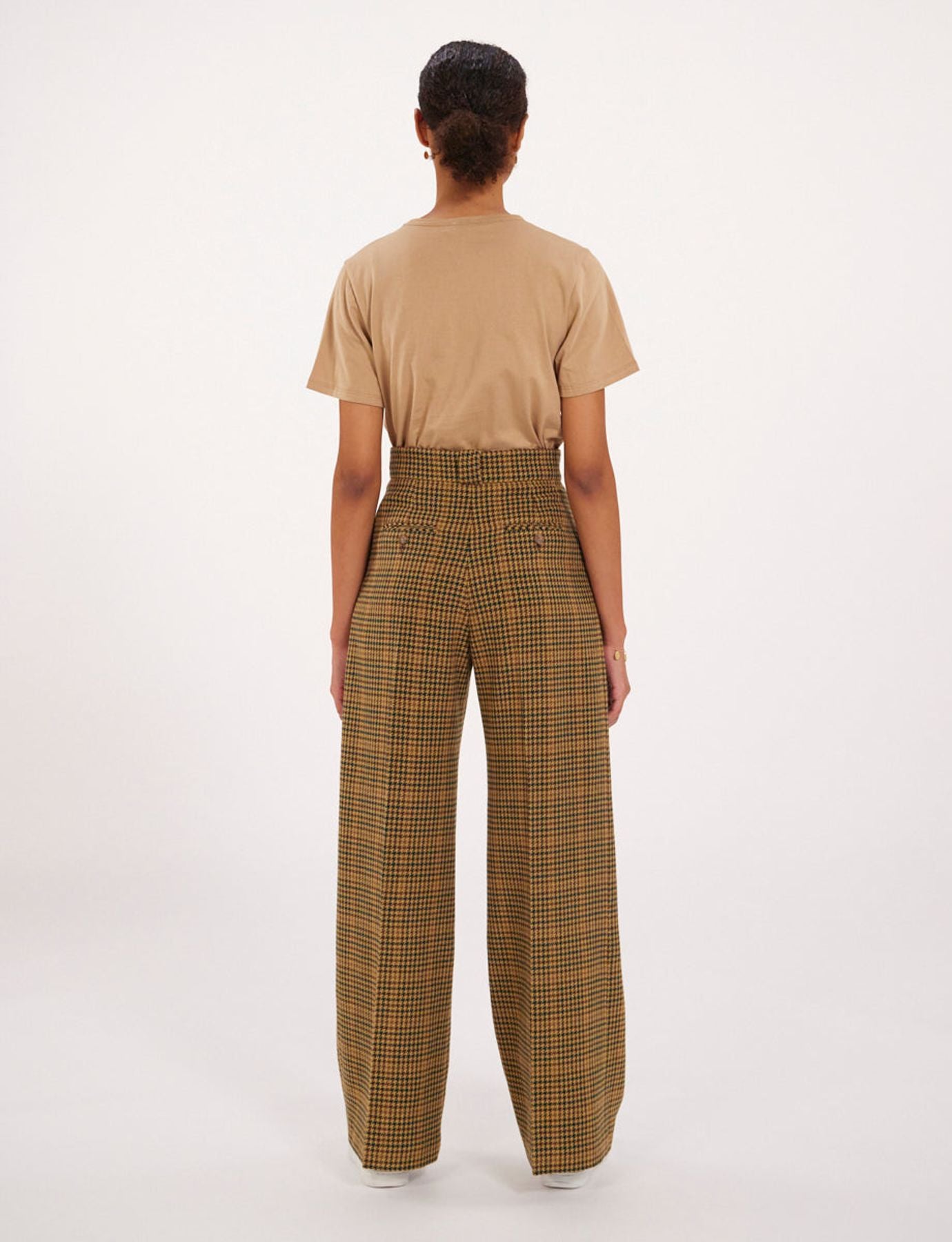 Pantalón Marlène pata de gallo caqui