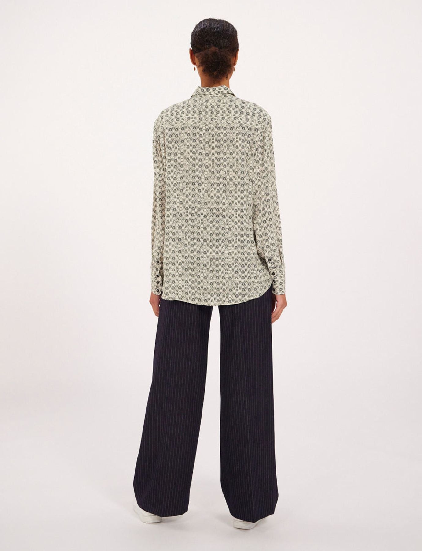 Camisa con estampado de hojas de roble Maureen