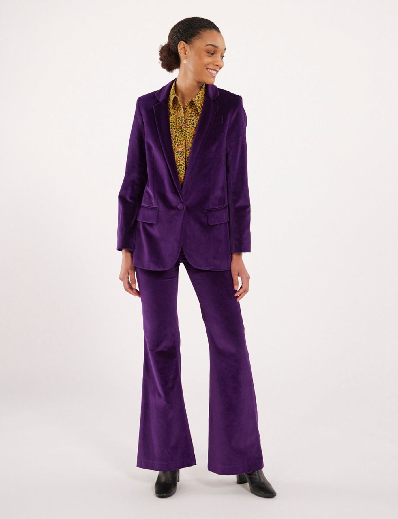 Chaqueta de terciopelo morado Bruna