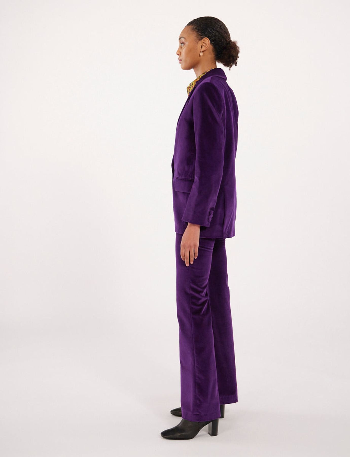 Chaqueta de terciopelo morado Bruna