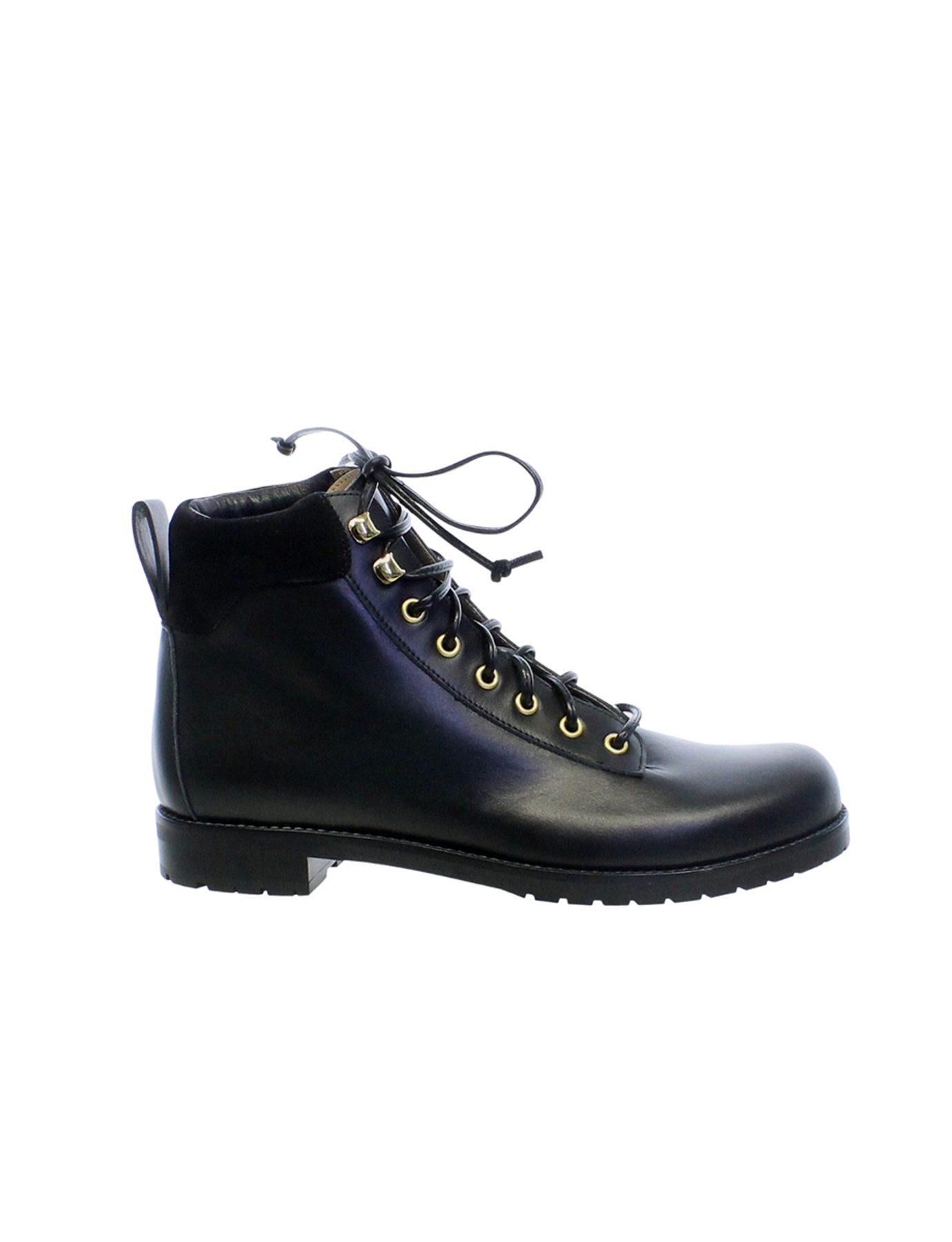 Botas de montaña de cuero negro