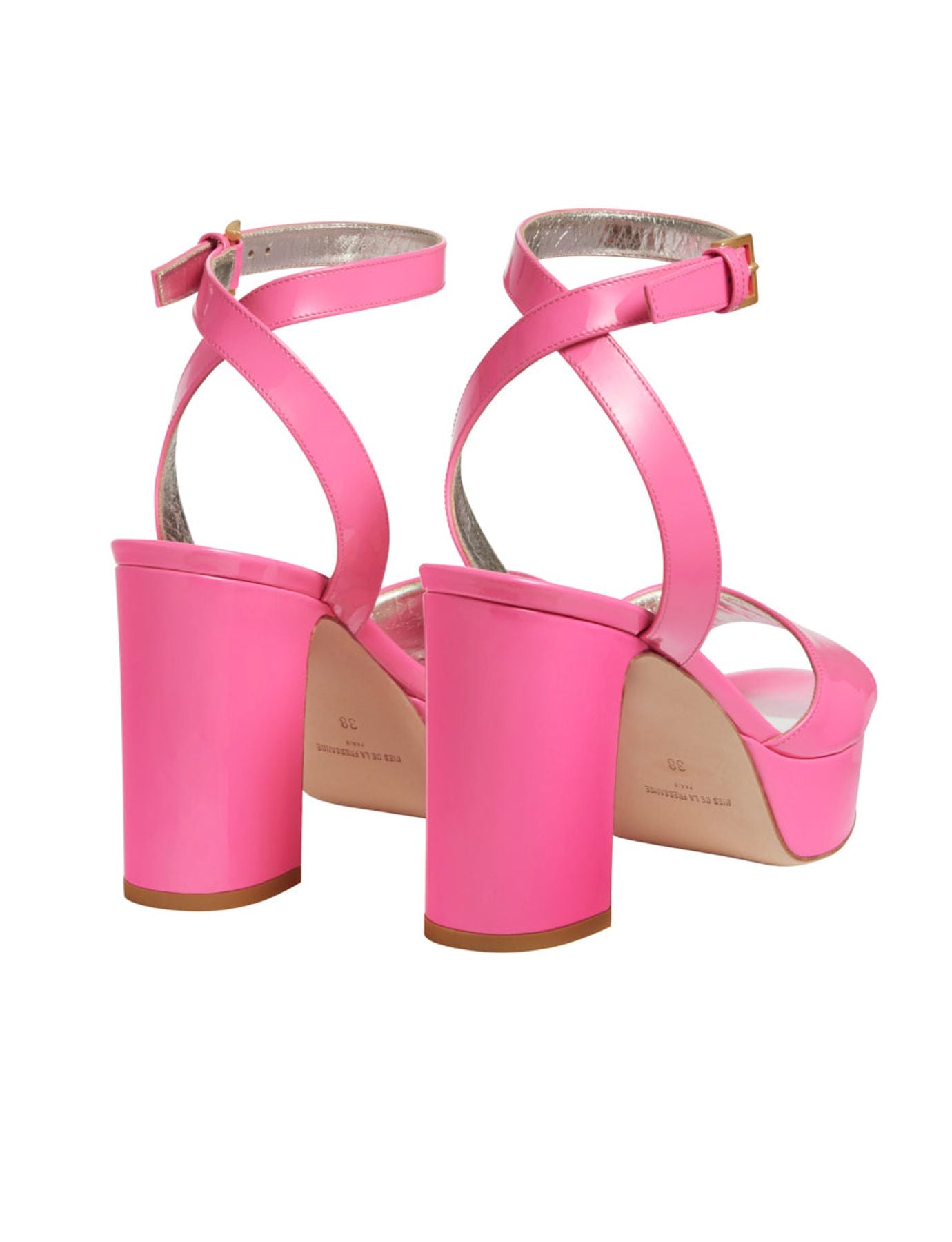 Sandalia con plataforma de charol rosa