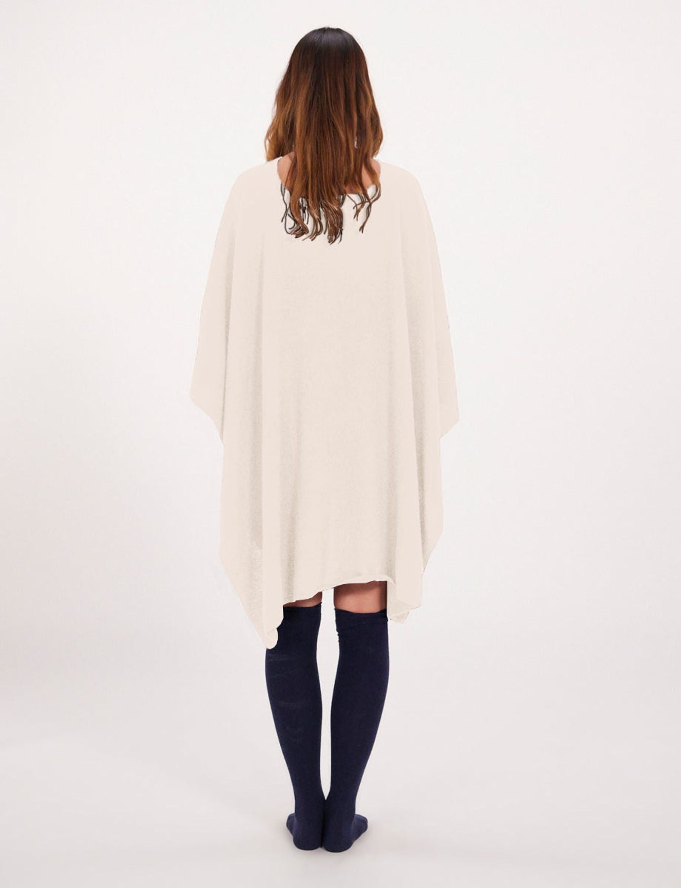 Ines x Notshy beige V-neck cashmere poncho