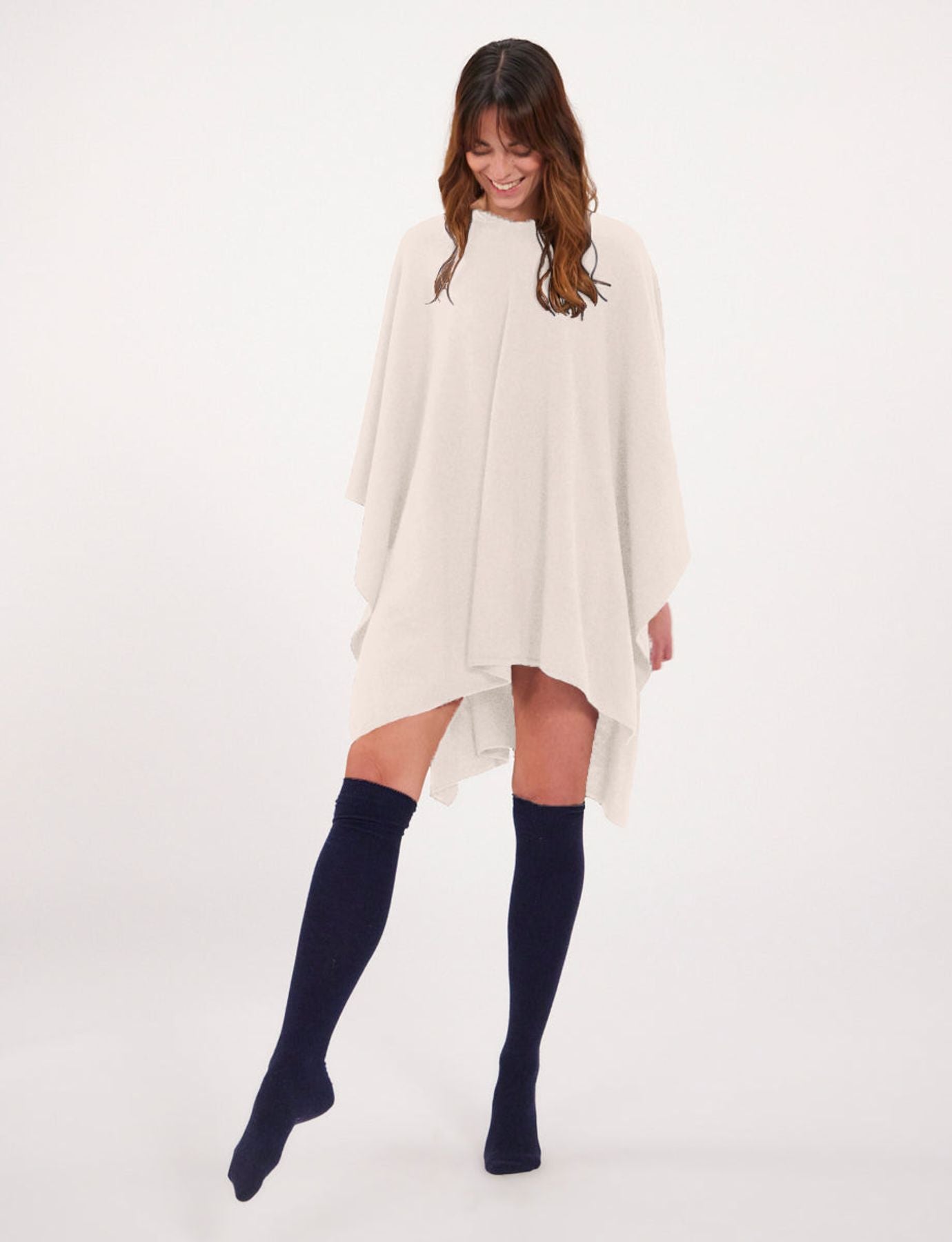 Ines x Notshy beige V-neck cashmere poncho