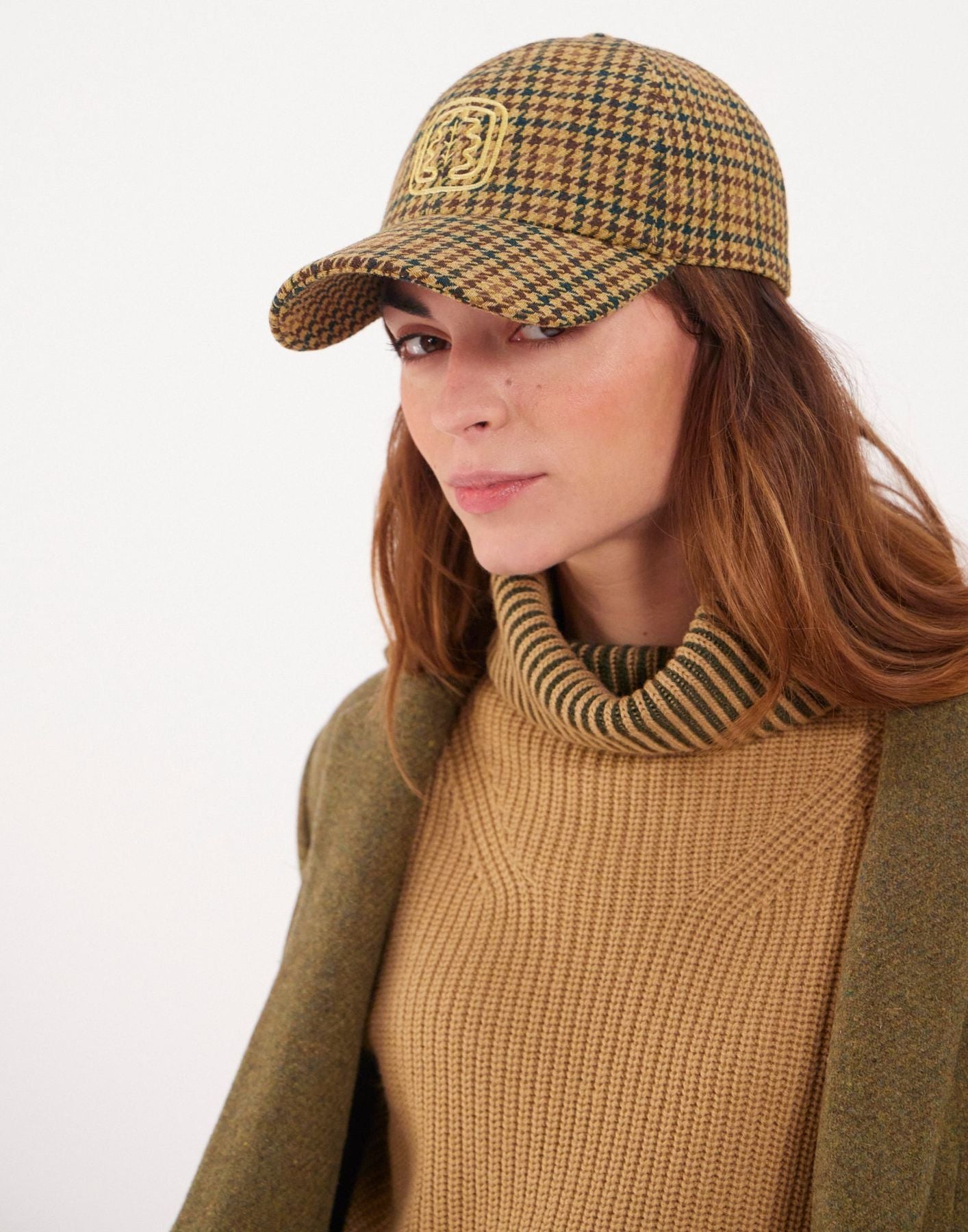 Gorra de pata de gallo romaní