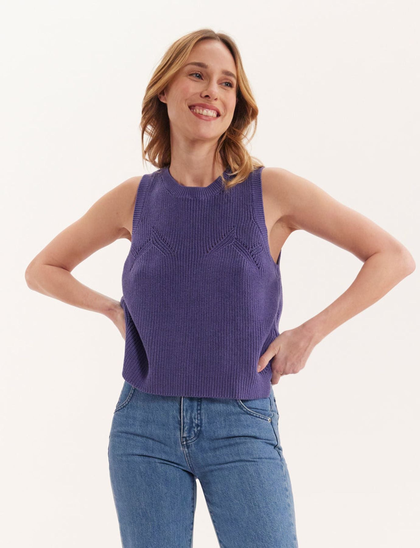 Agatha purple sleeveless jumper