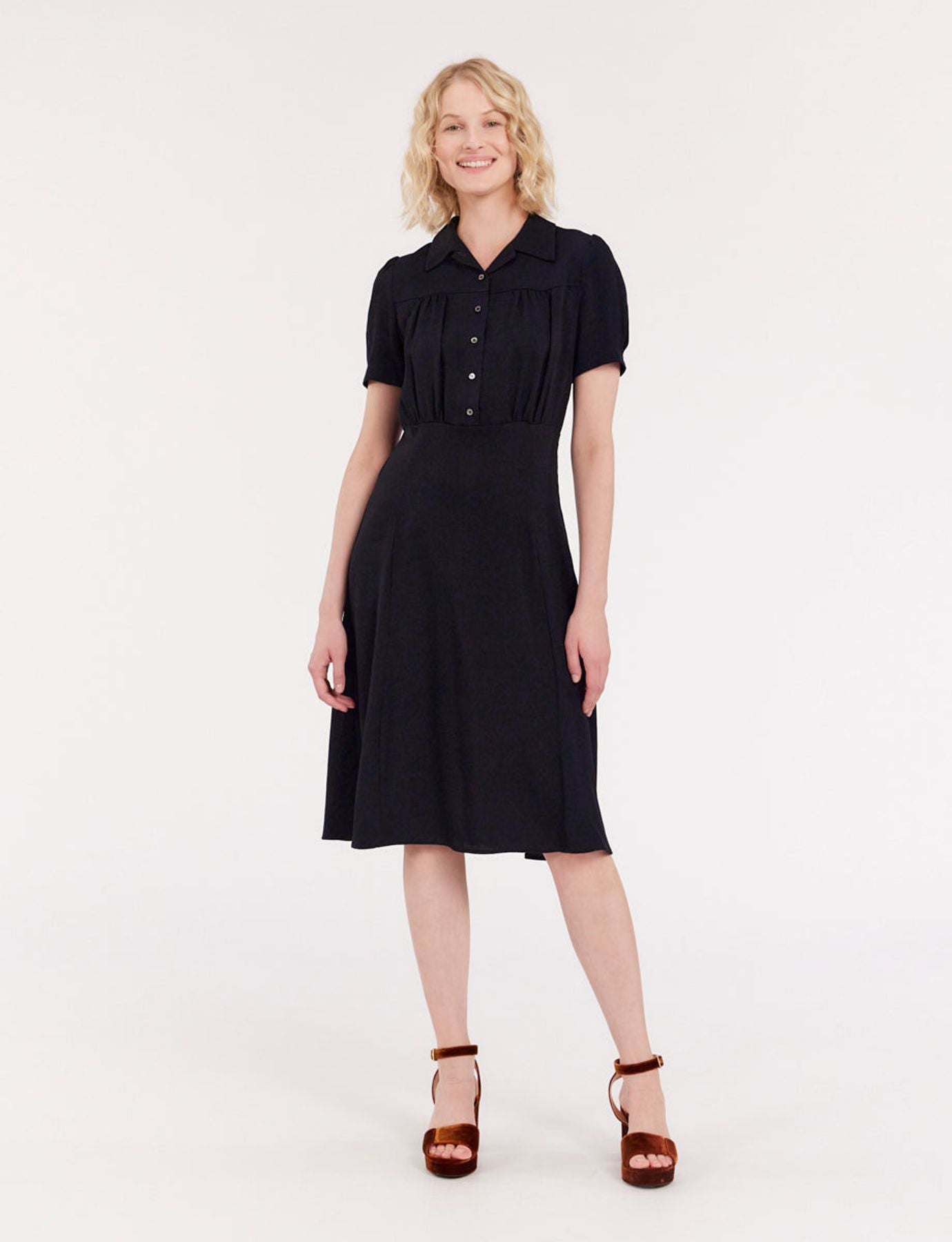 Vestido azul marino Angèle