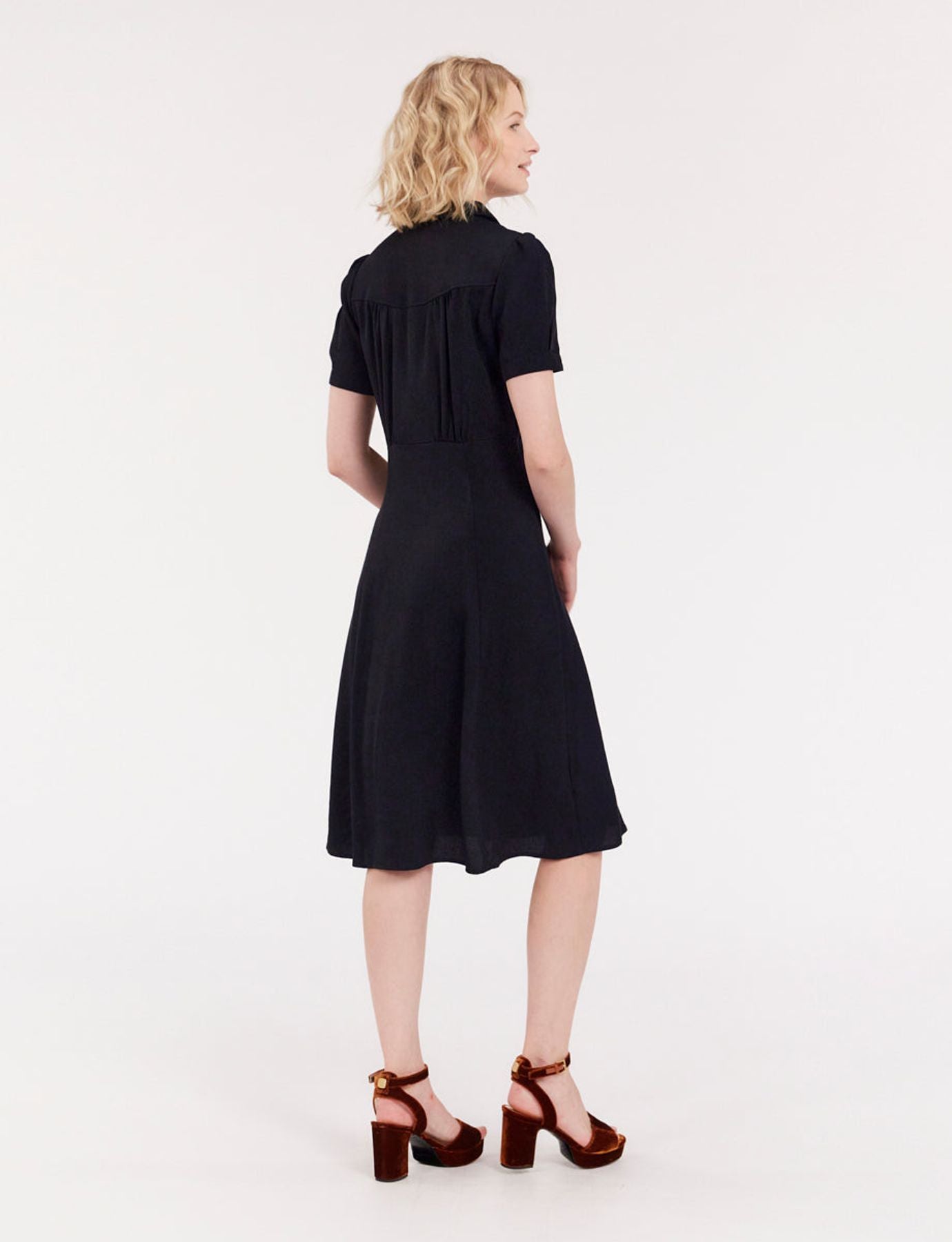 Vestido azul marino Angèle
