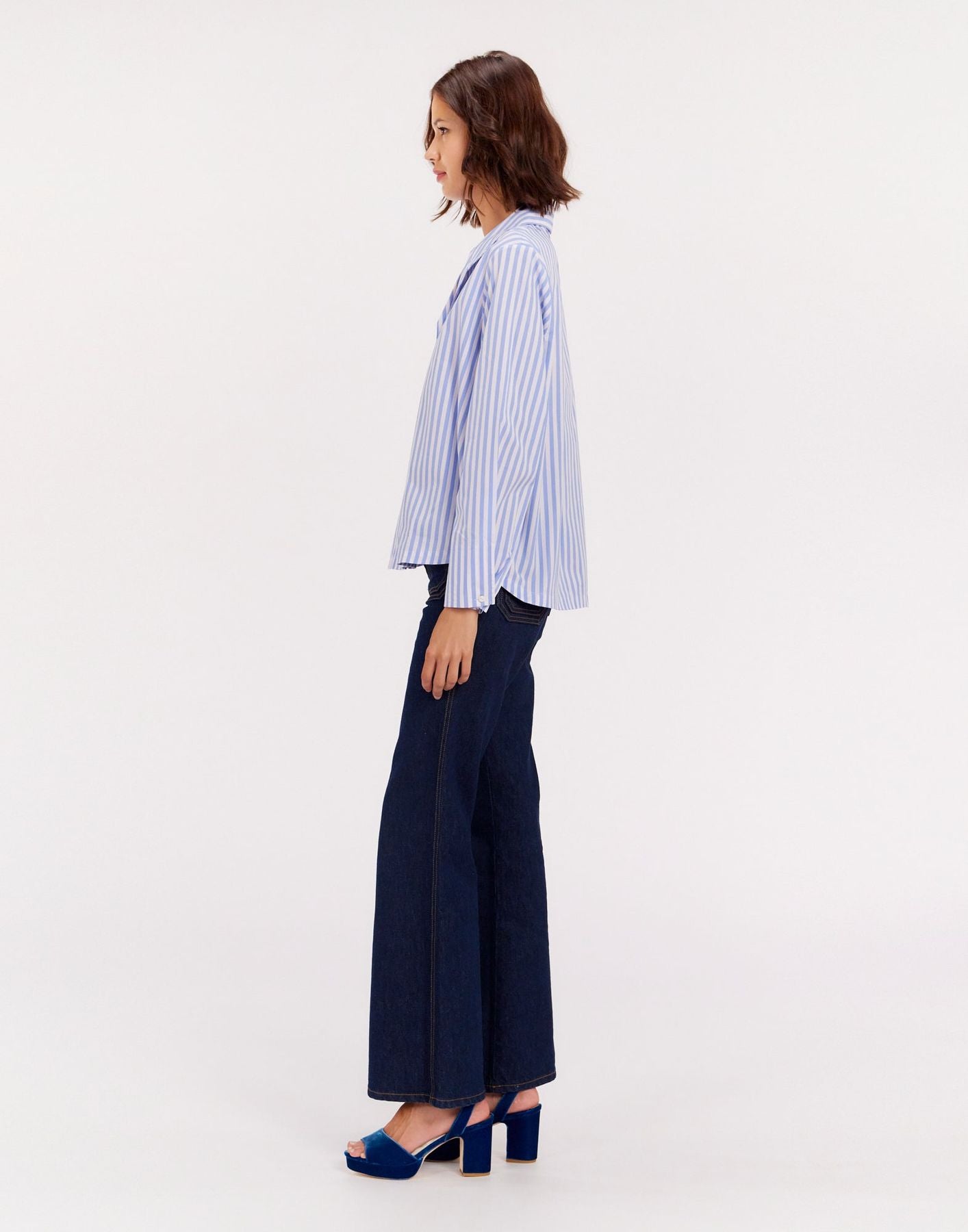 Top de rayas azules y blancas Noa