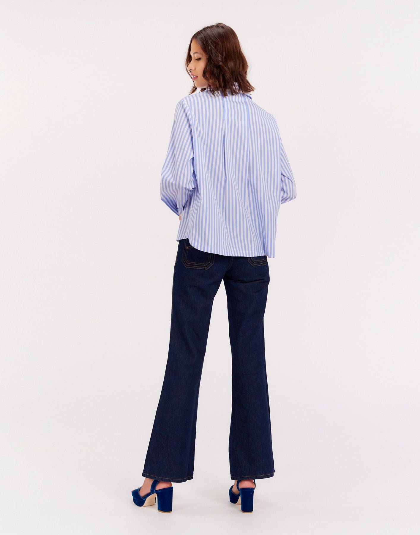 Top de rayas azules y blancas Noa