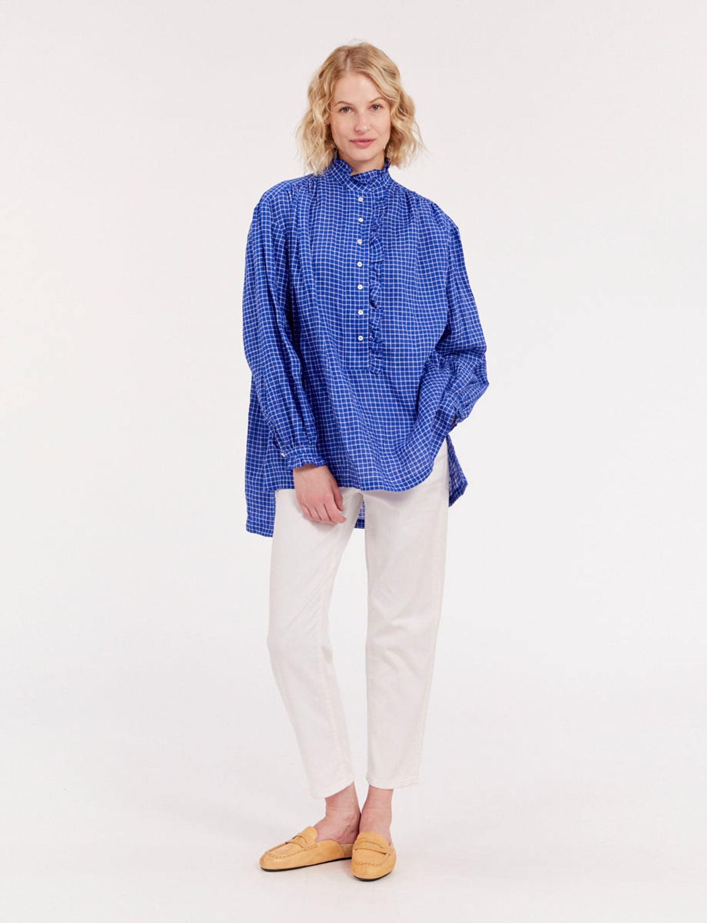 Camisa oversize Maryange con volantes en lino azul