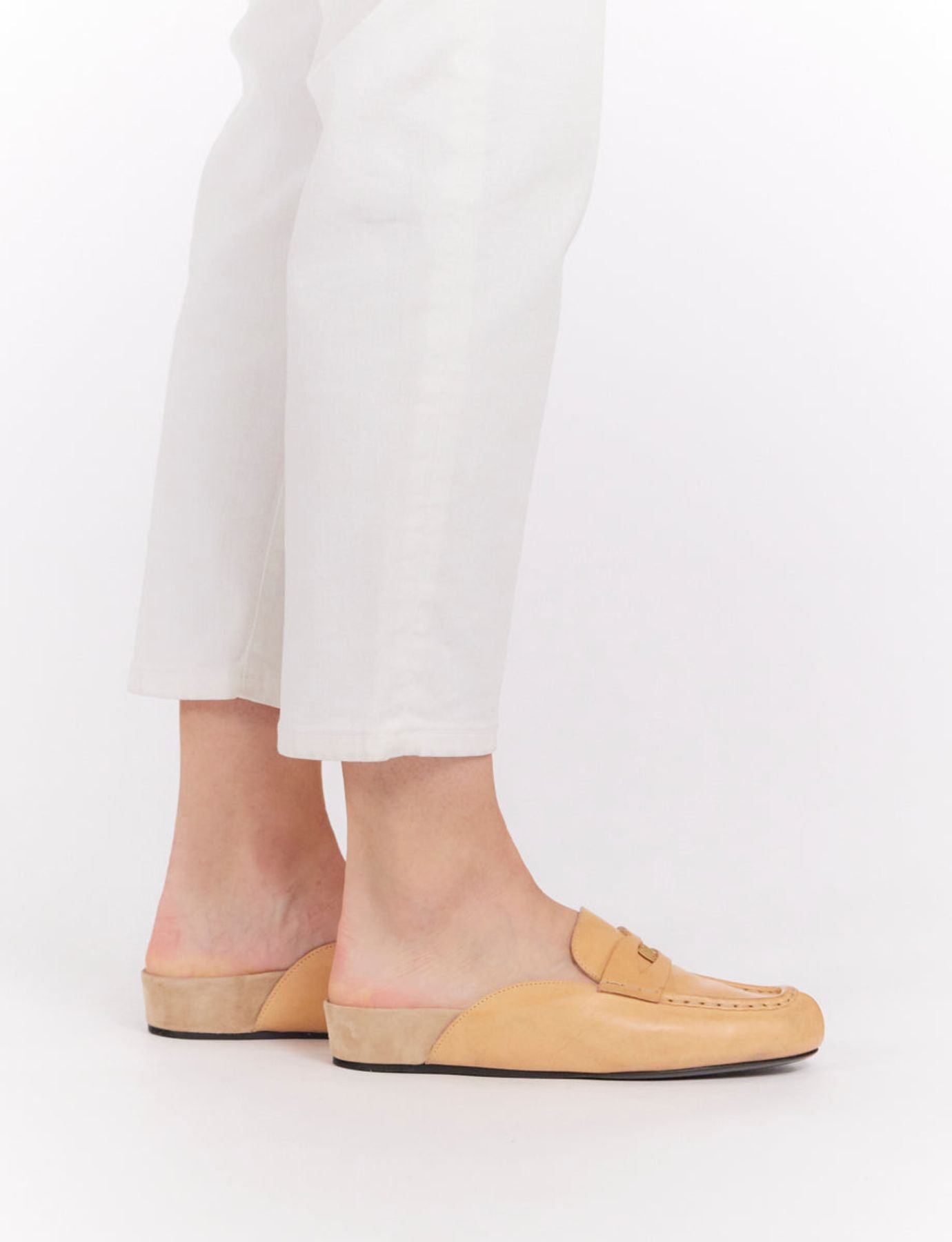 Flavie natural leather moccasin mule