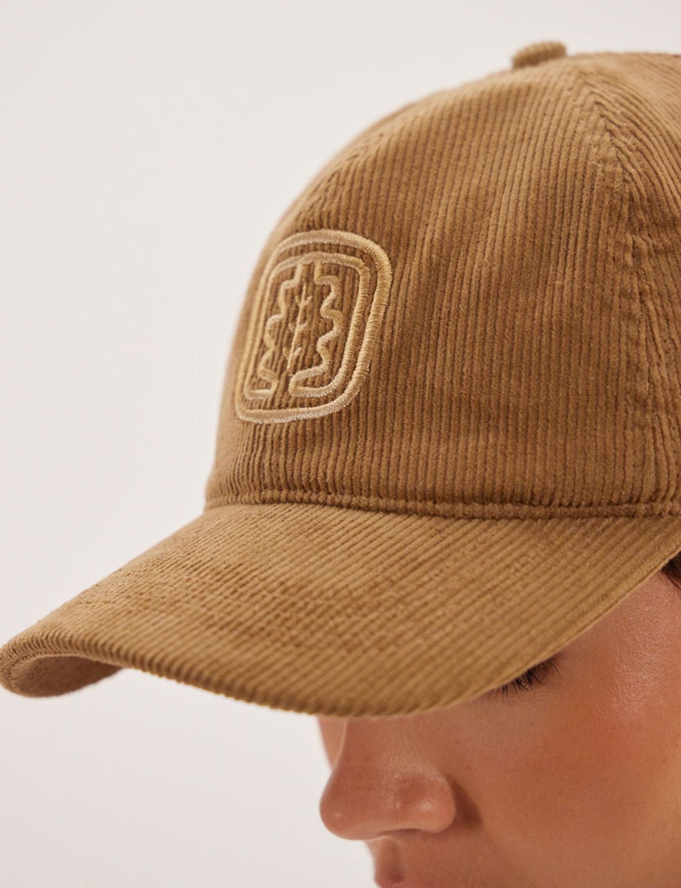 Lennie beige cap
