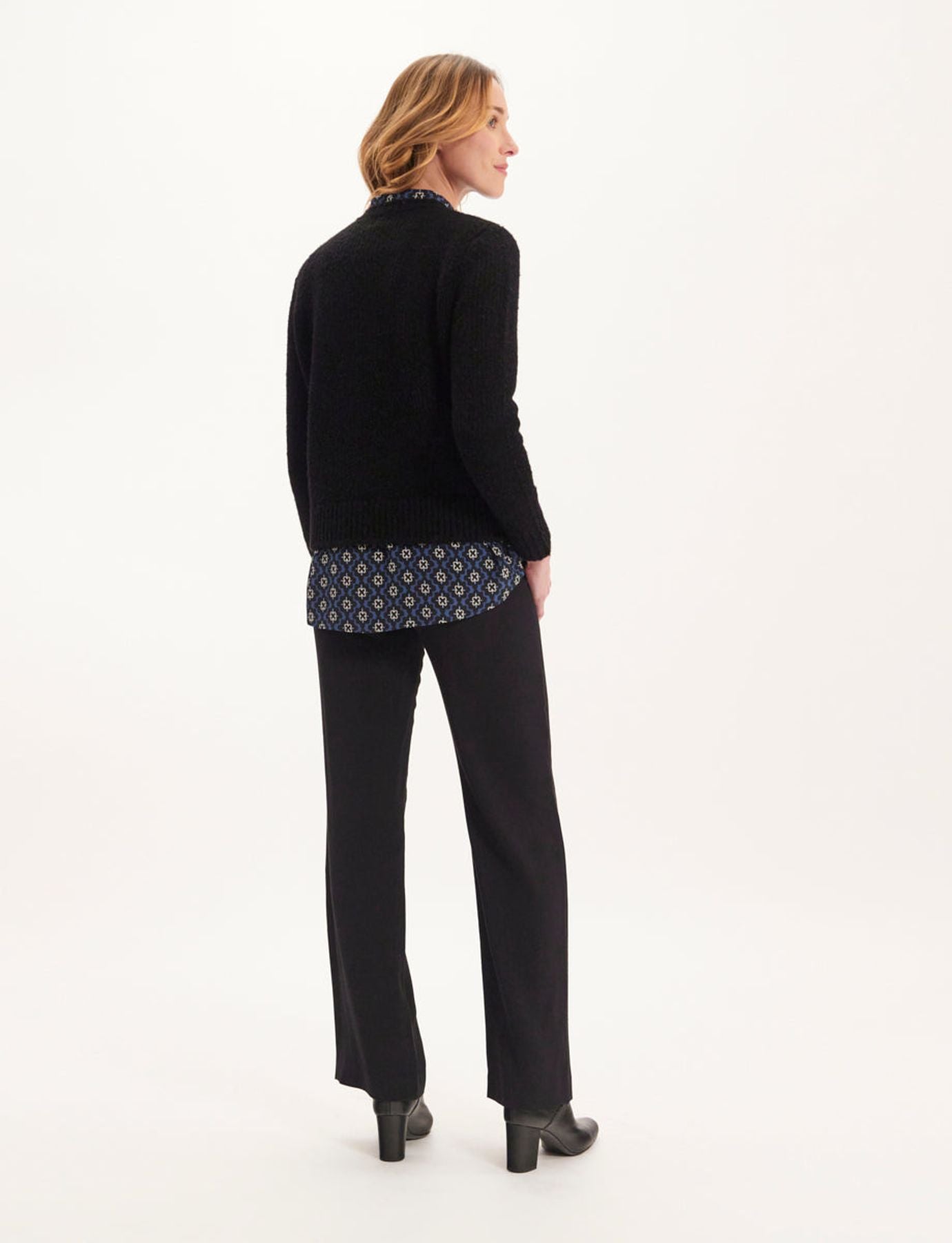 Jersey Laia, Negro