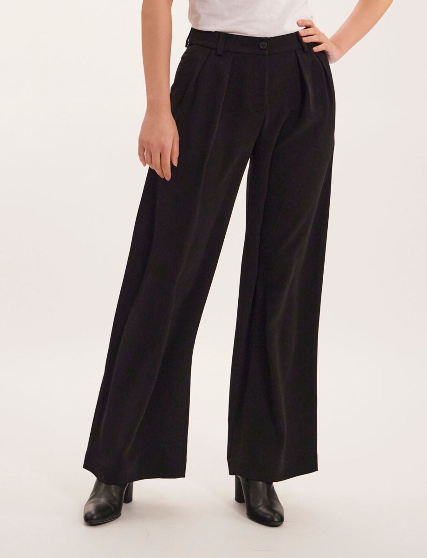 Pantalones negros Luciano