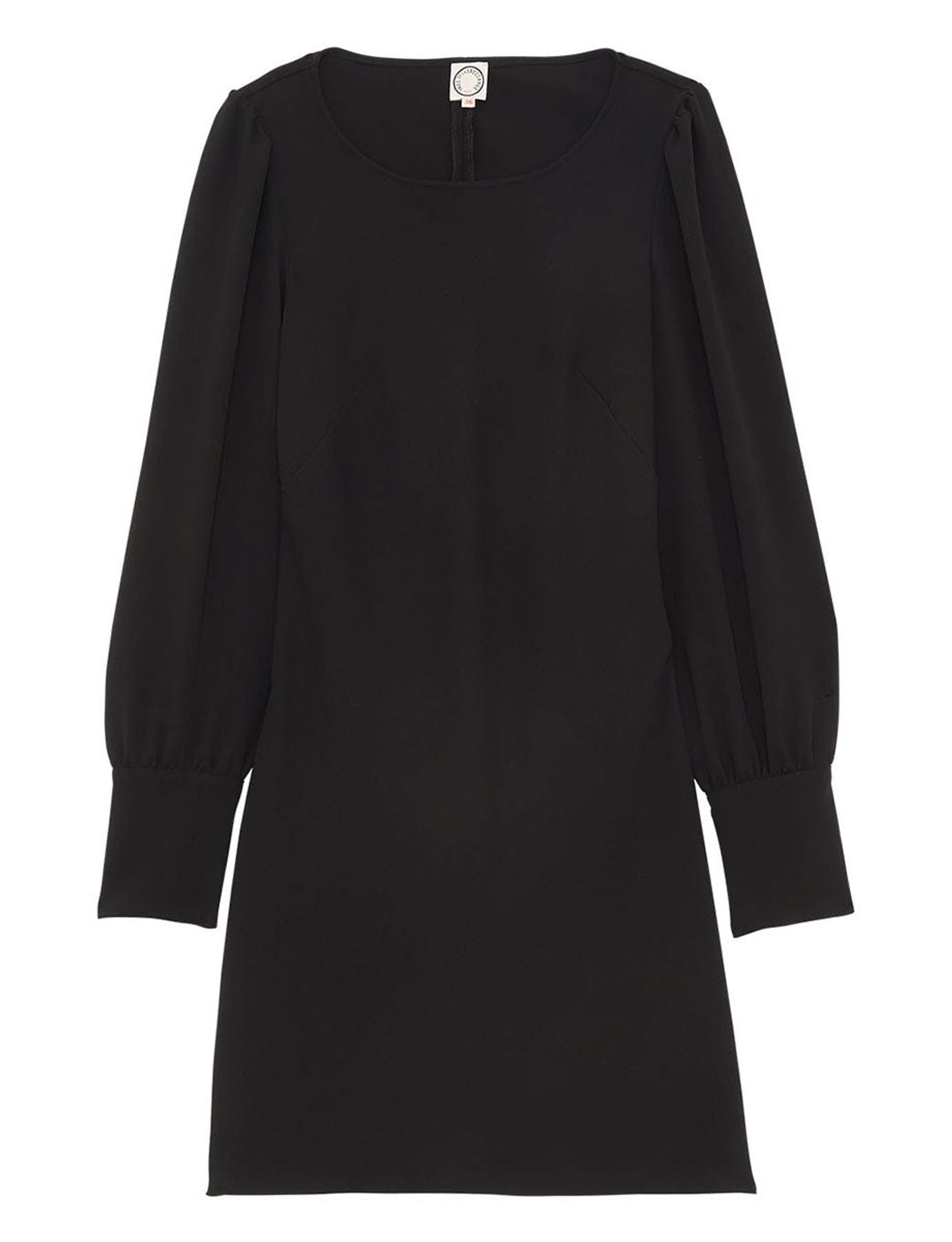 Amael vestido negro