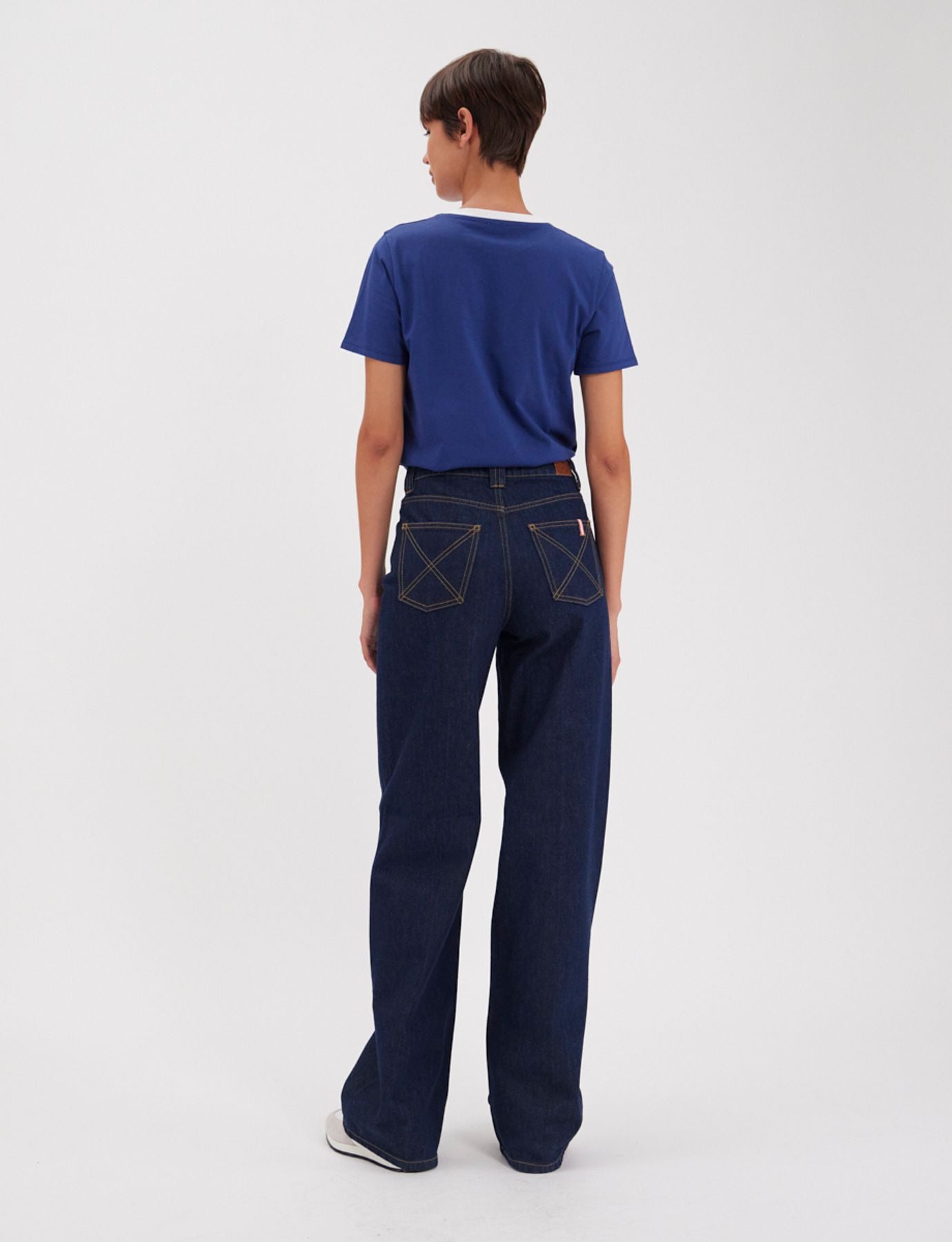 Jean Mara raw x Notify