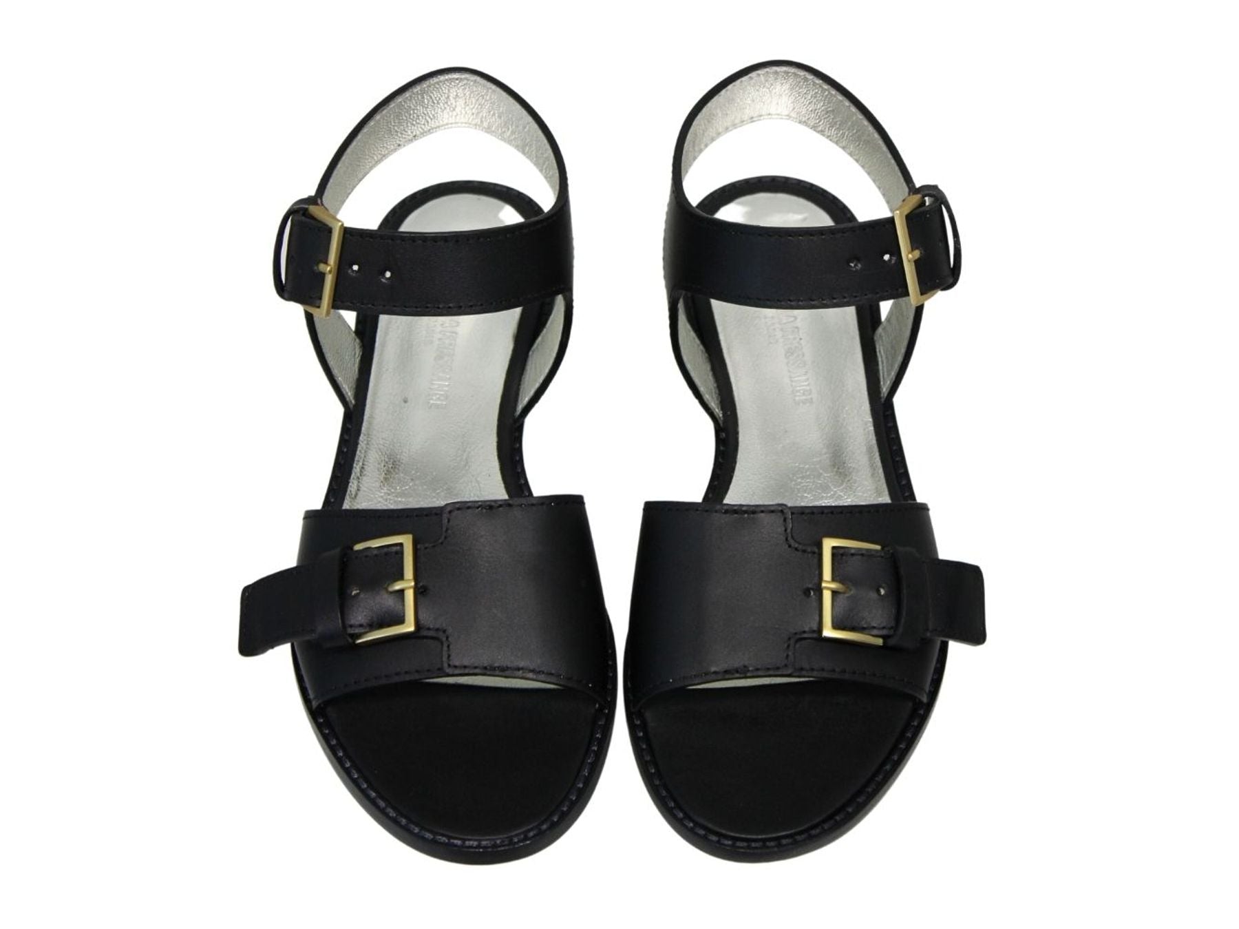 Sandalias negras con hebilla