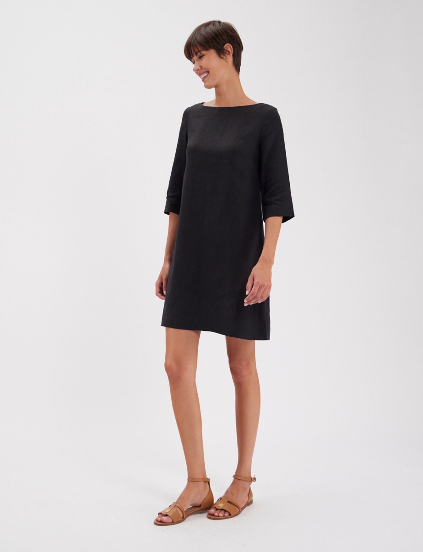 Black linen Megane dress
