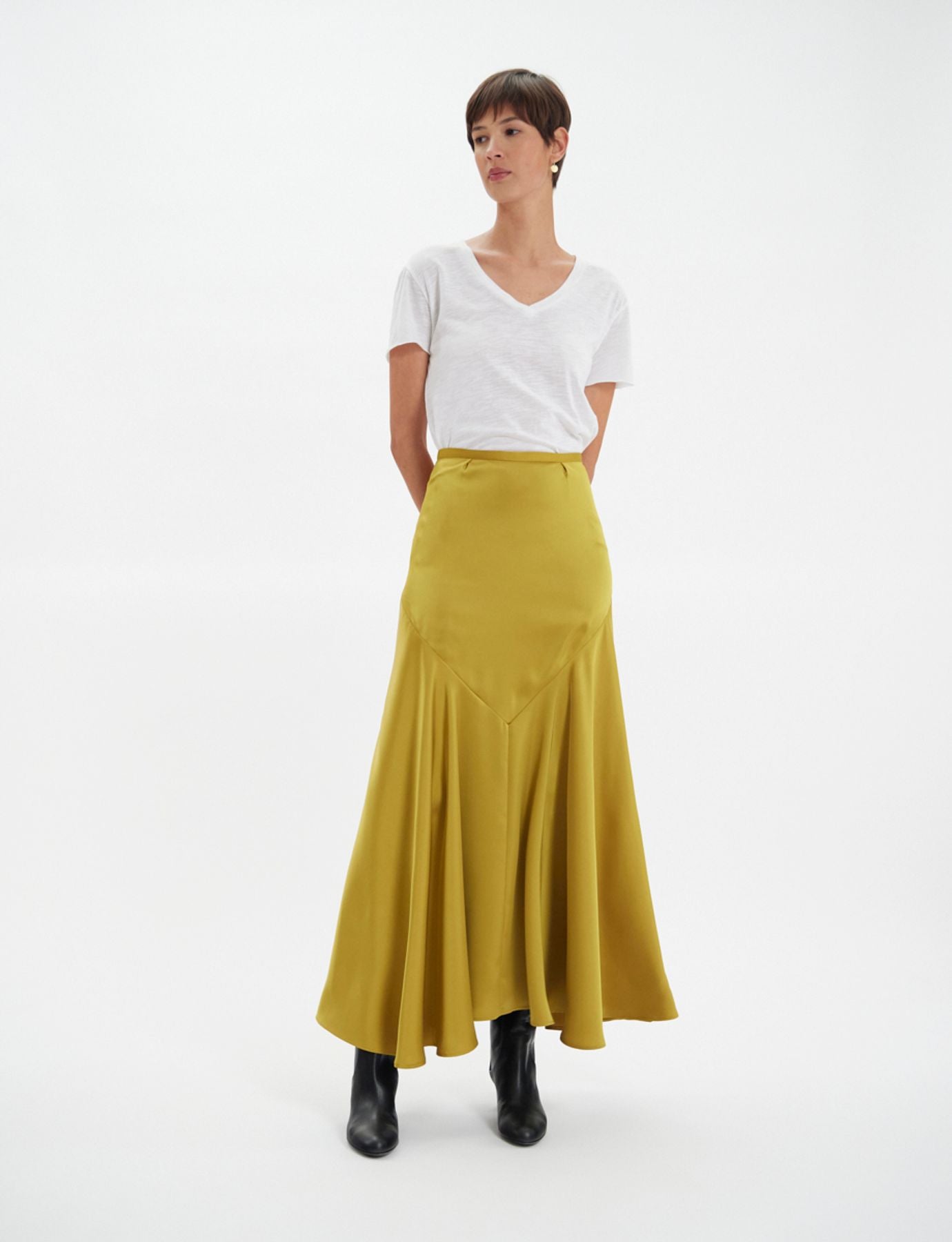 Velvette mustard skirt