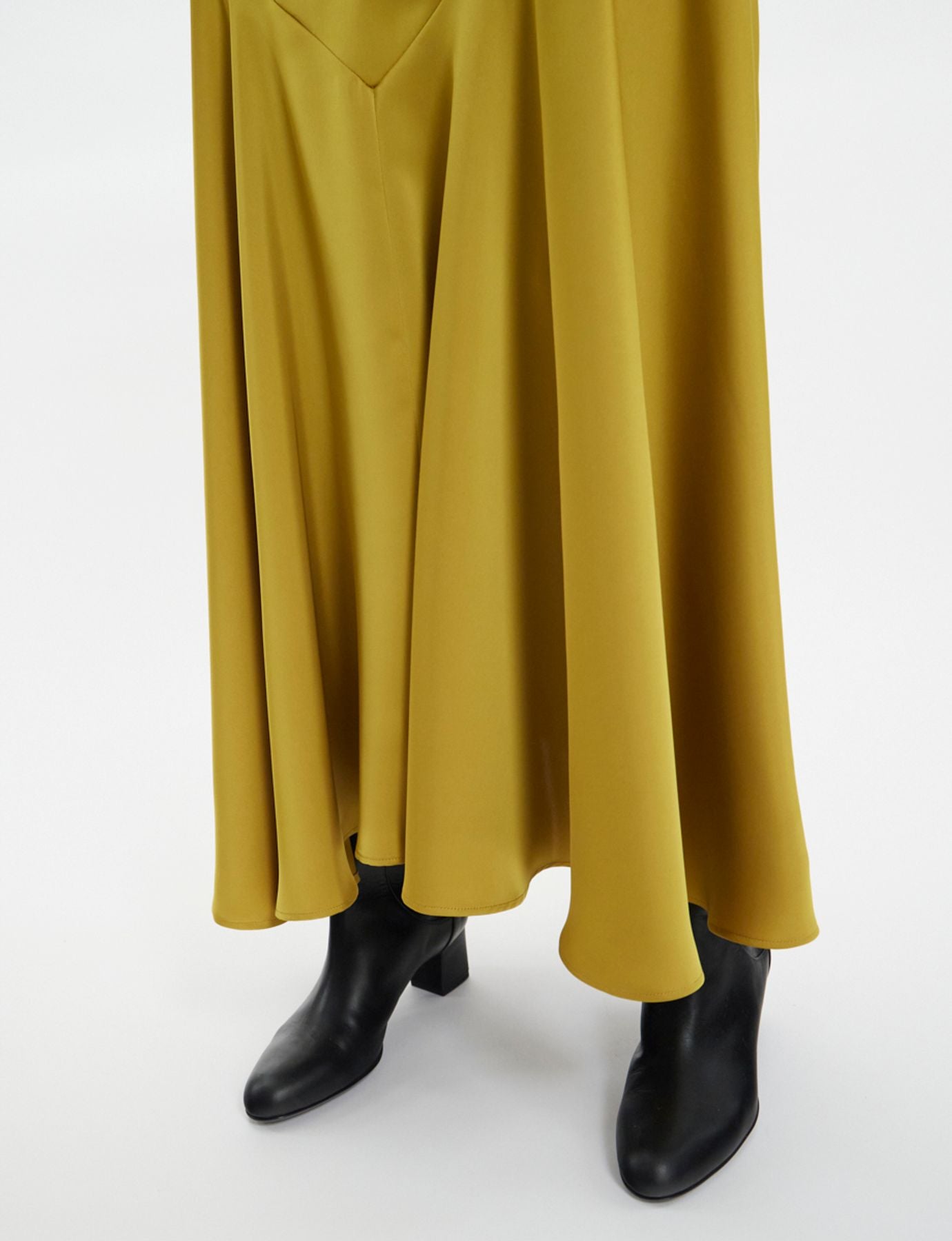 Velvette mustard skirt